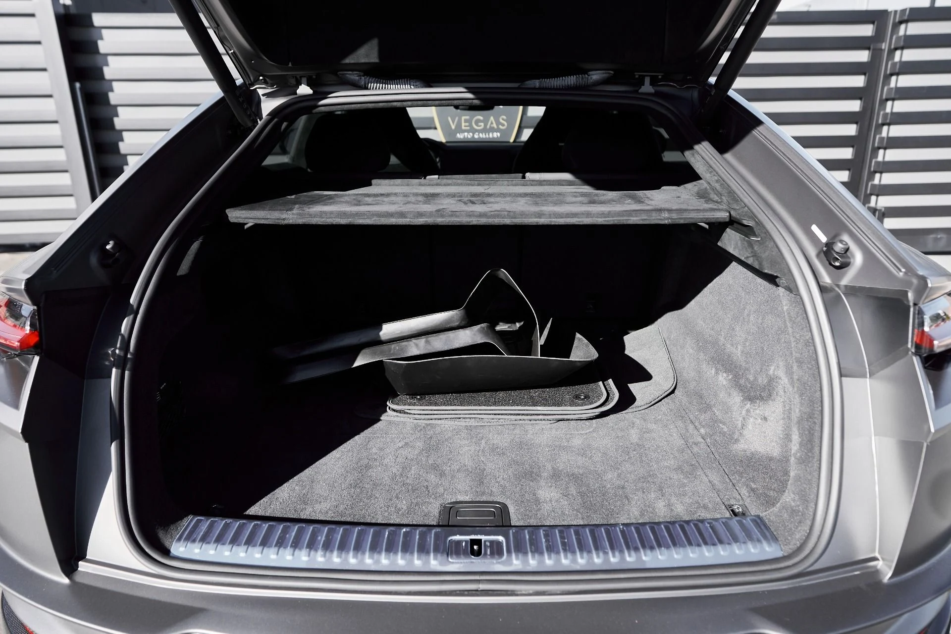 mph021_557460644_Used_2023_Lamborghini_Urus_Performante_1761860724_491d8f7d30