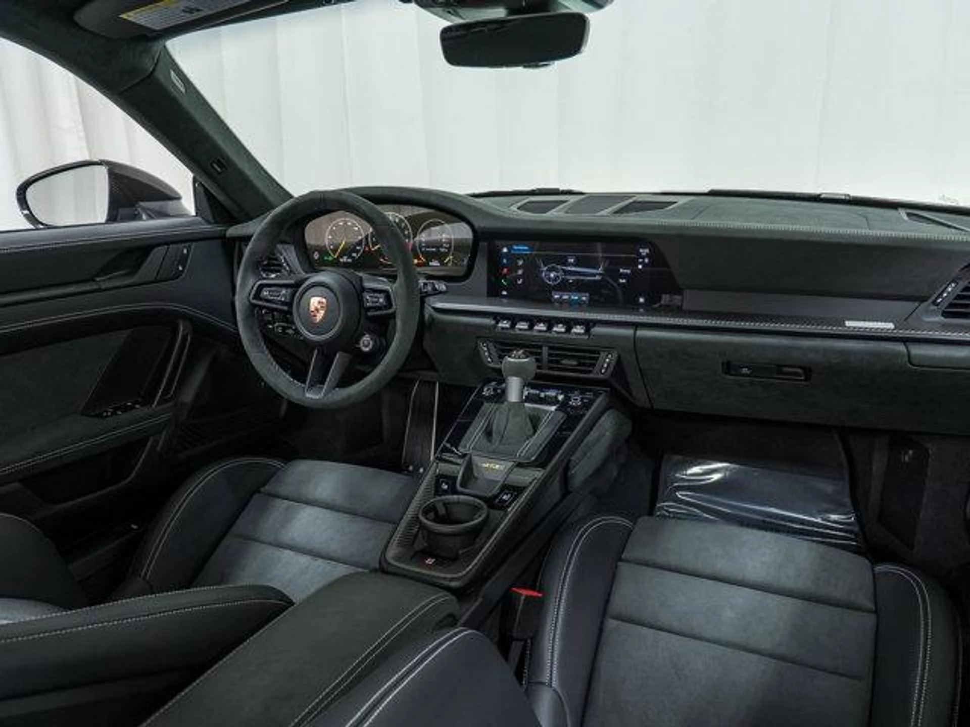 mph021_560103762_Ndqzc_sv_MG_Kef_B_o_W_Pt_Y_Ip_BL_Hk_4dd442c394