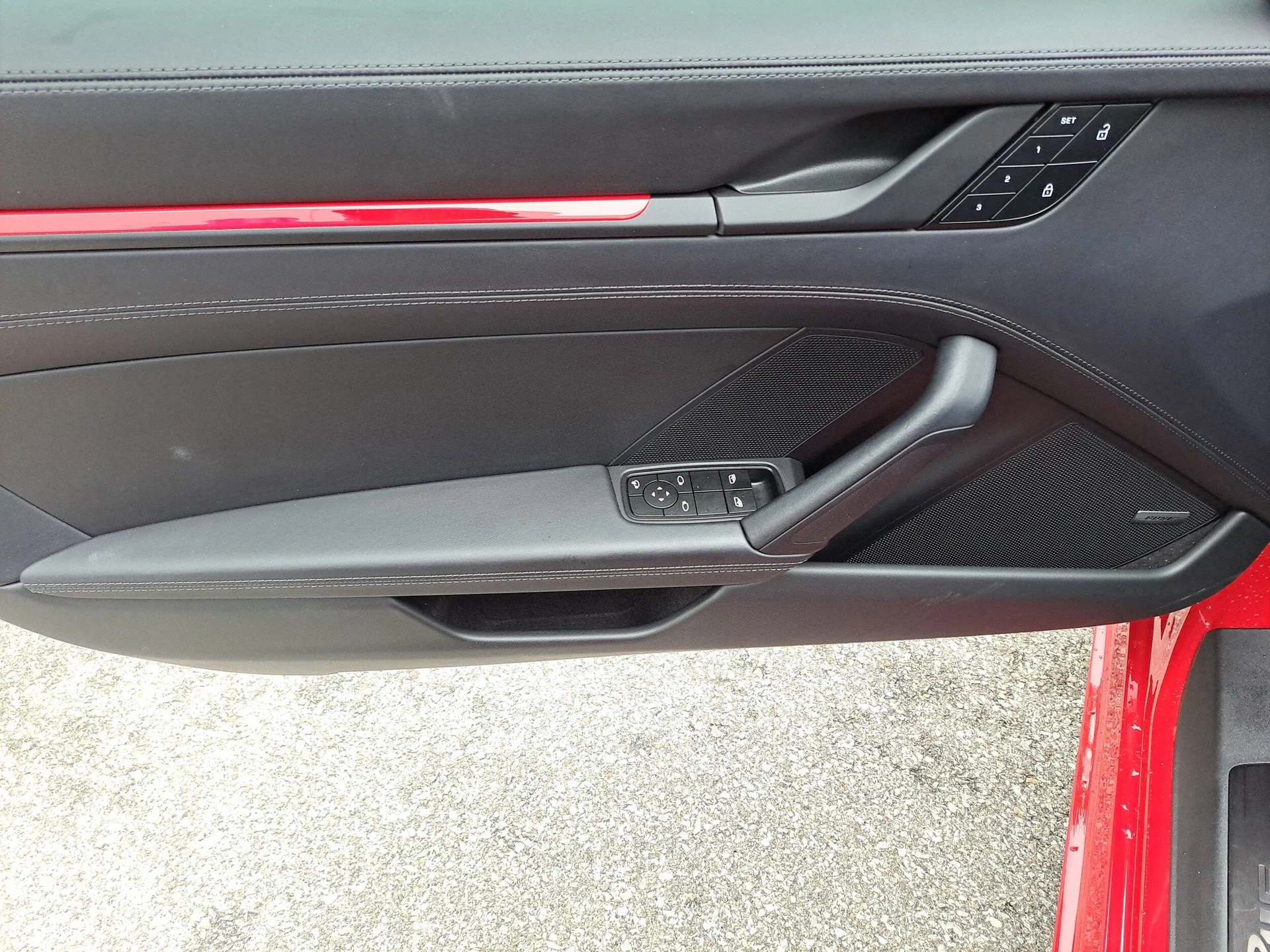 mph021_561055437_2da789b66865b50796154e6076145f06x_e8ea7b45ec