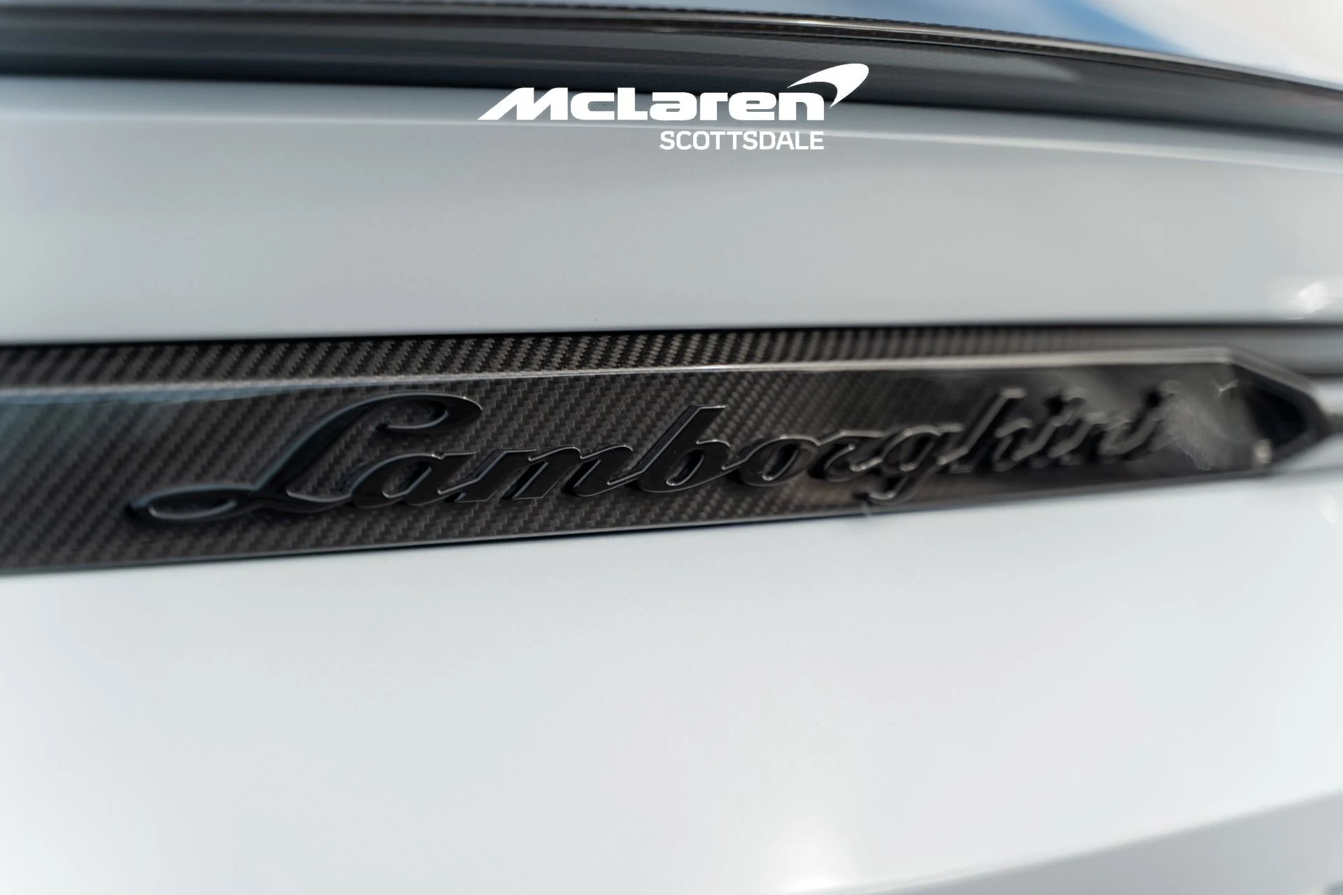 mph021_563658860_Used_2024_LAMBORGHINI_URUS_Performante_1764564221_9e4752ca0a