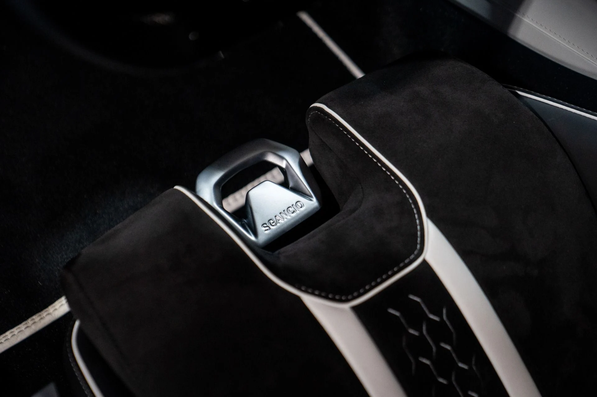 mph021_564535093_Used_2023_Lamborghini_Huracan_Tecnica_Ad_Personam_Paint_Extended_Warranty_1770324387_e0eb15945e