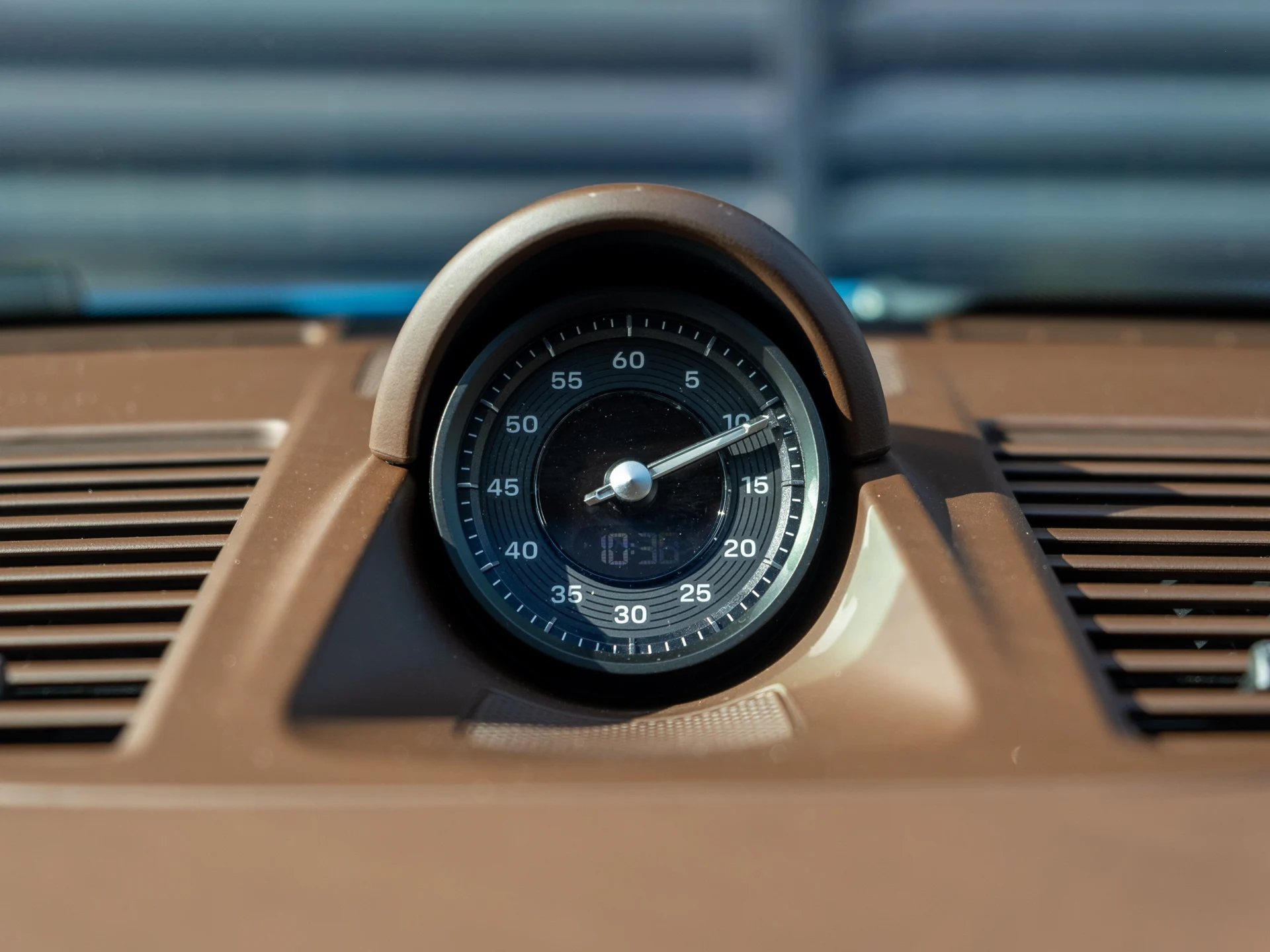 mph021_566609817_22_230618e595