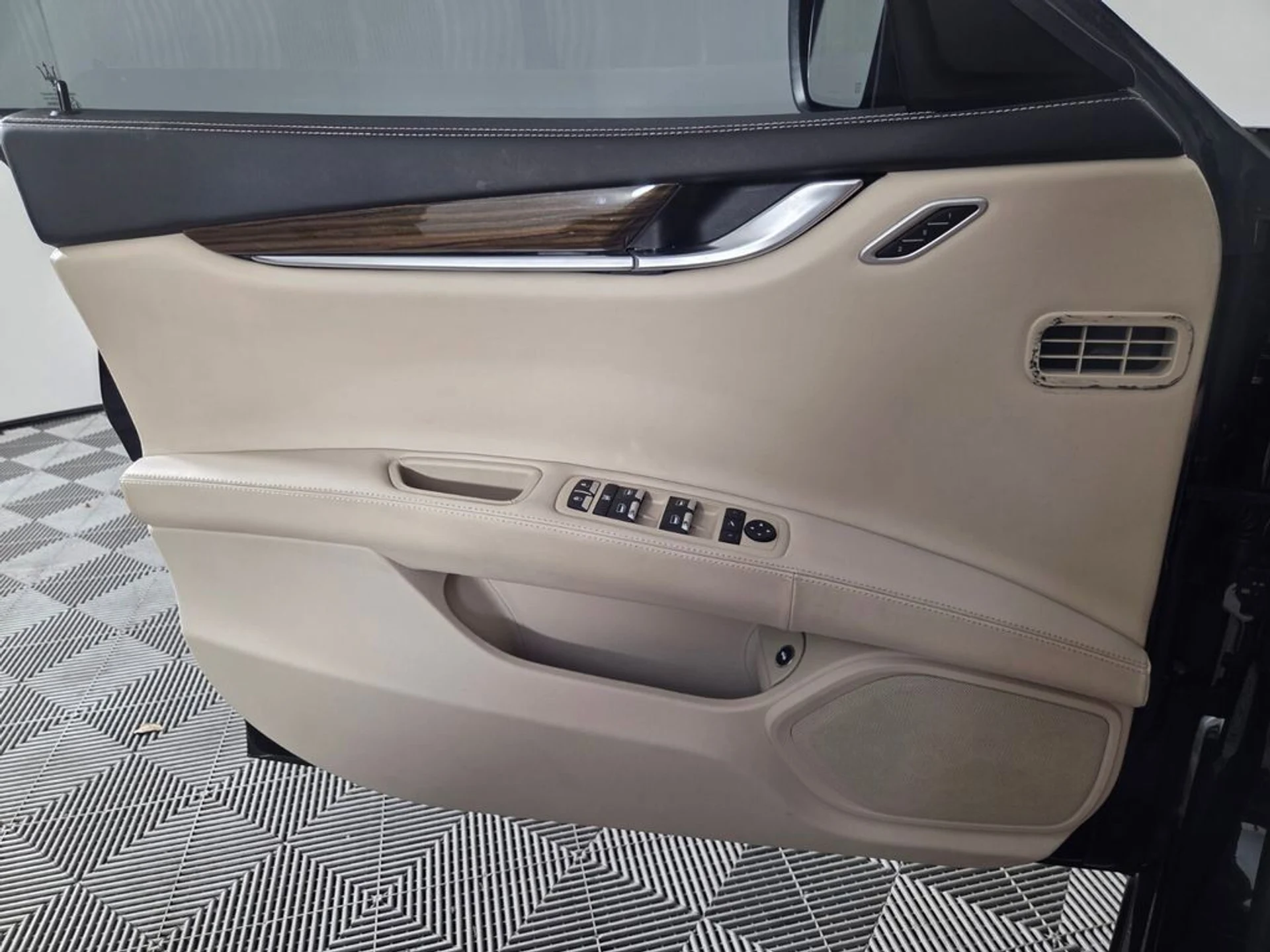 mph021_574581644_53981b115829aa8ef418276ae9664454_6edf5e4116