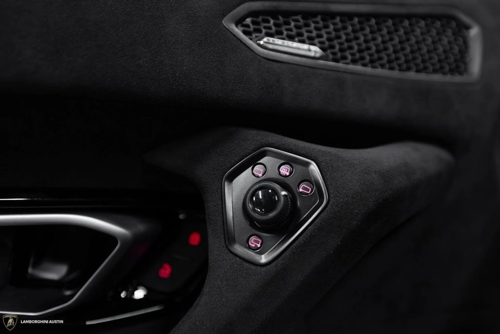 mph021_574911171_d32aa5388e9d71f2b72d74d1858f786bx_86db310746