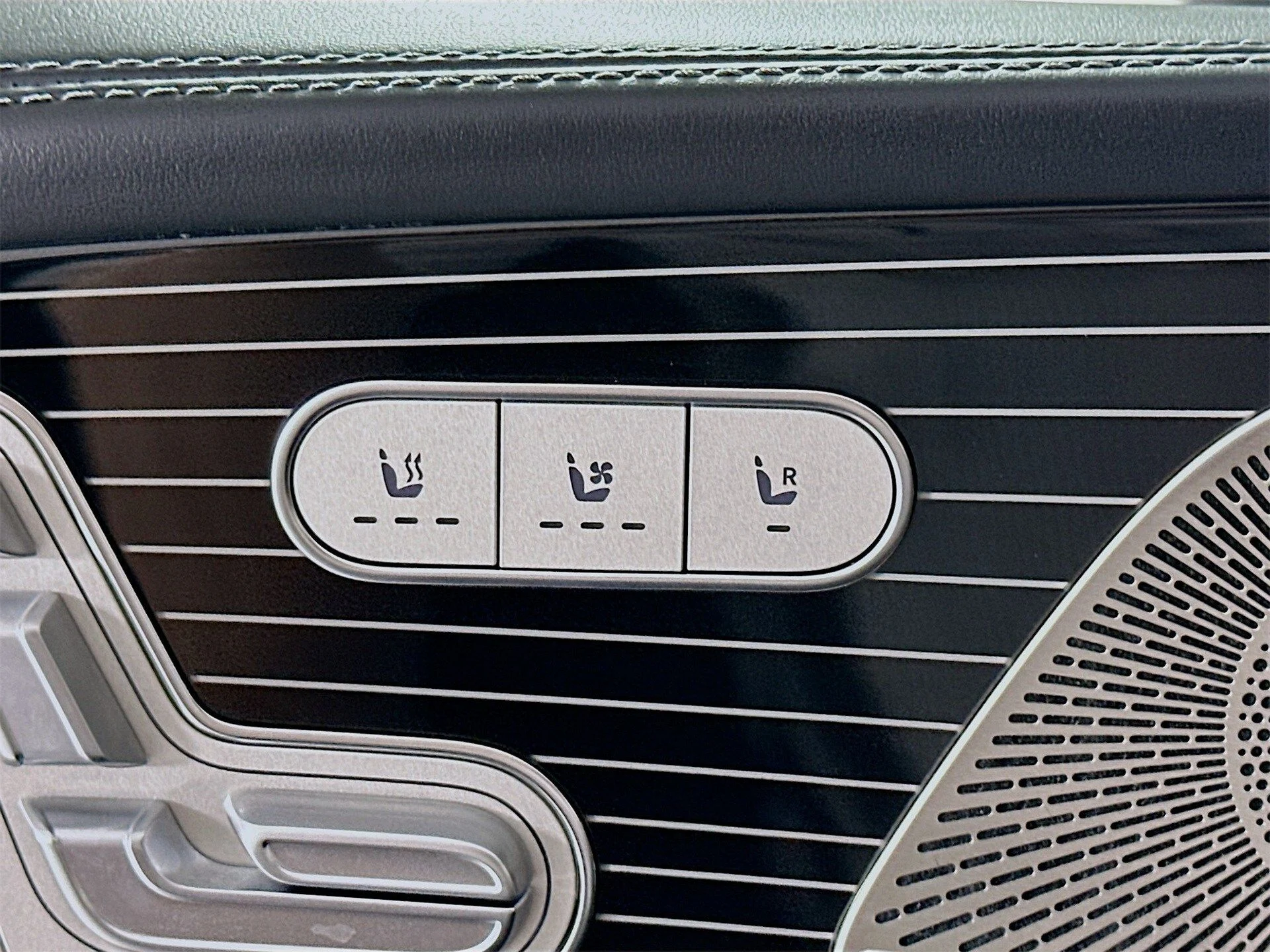 mph021_579627853_94d0a1859b11239127403bebd0055de9x_c4de56637c