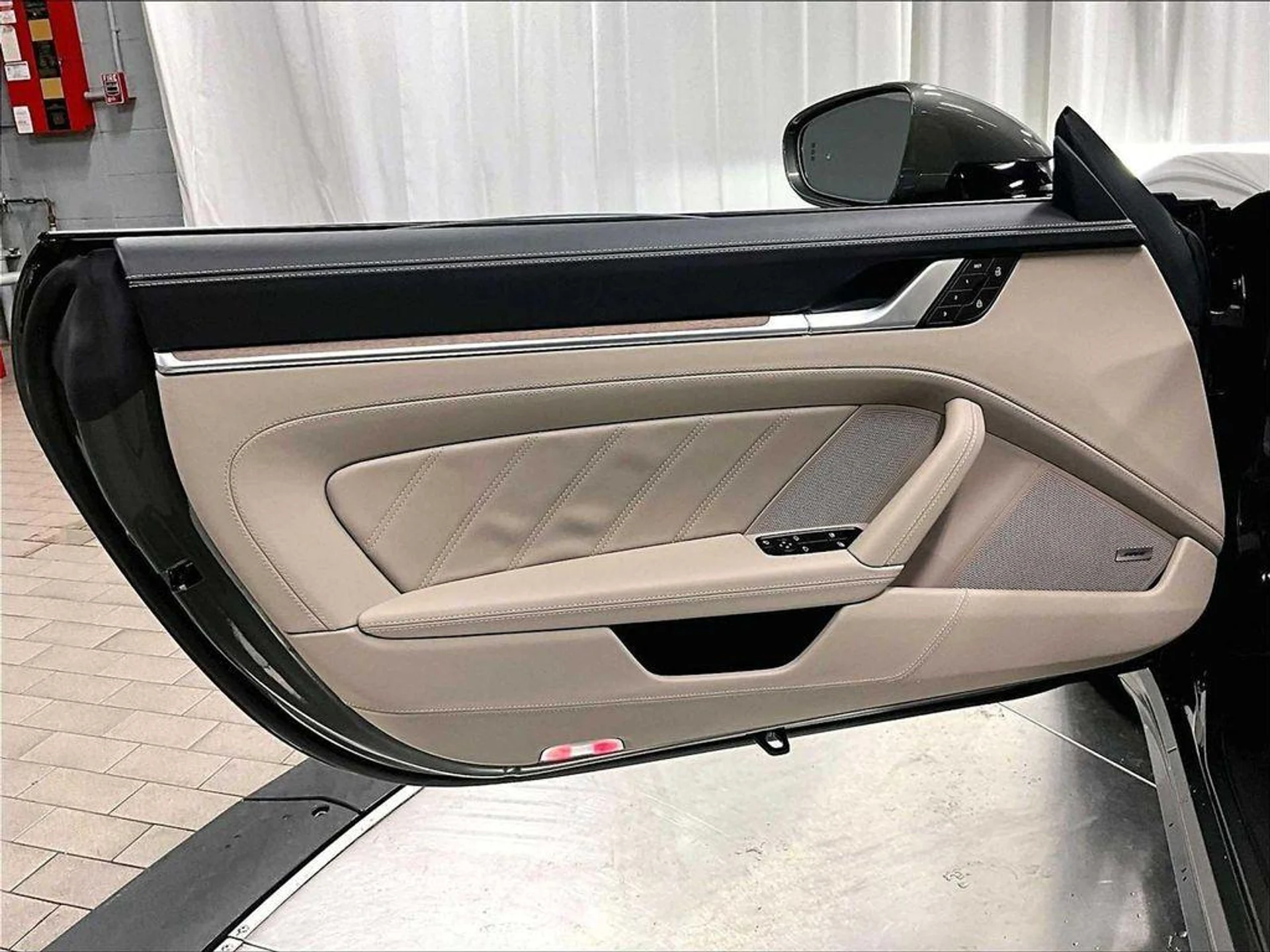 mph021_579904401_4_L8_XT_Iau_0sqhjbhx_Vmqb_Px_GM_8s_8a1a70a071