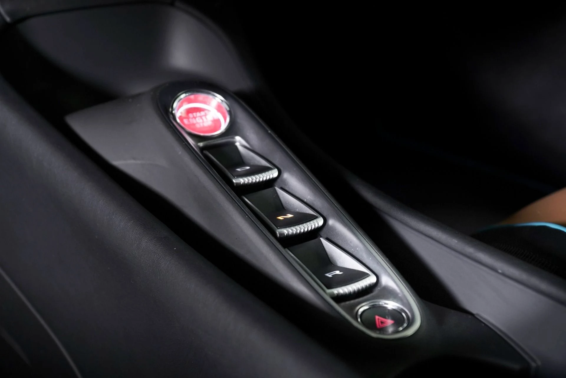 mph021_587817371_Used_2023_Mc_Laren_Artura_Tech_Lux_1773684318_5be8229365