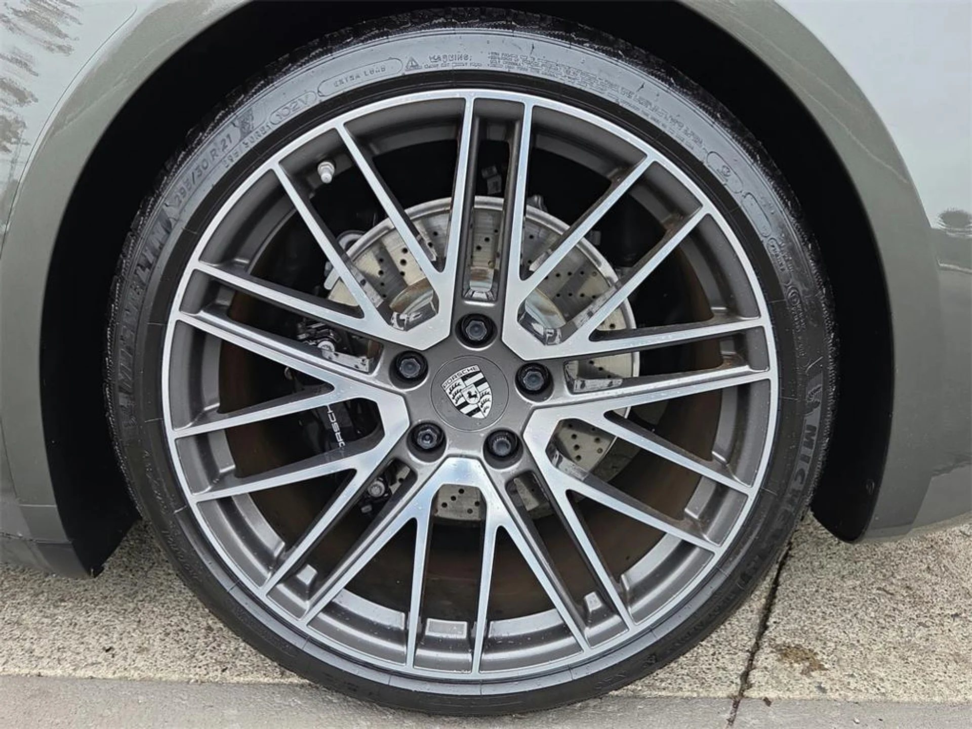 mph021_600303937_glxhq_MB_Kh_G8te_G_Yn_MP_Lu4ka_I_Nr_Q_b10d674f63