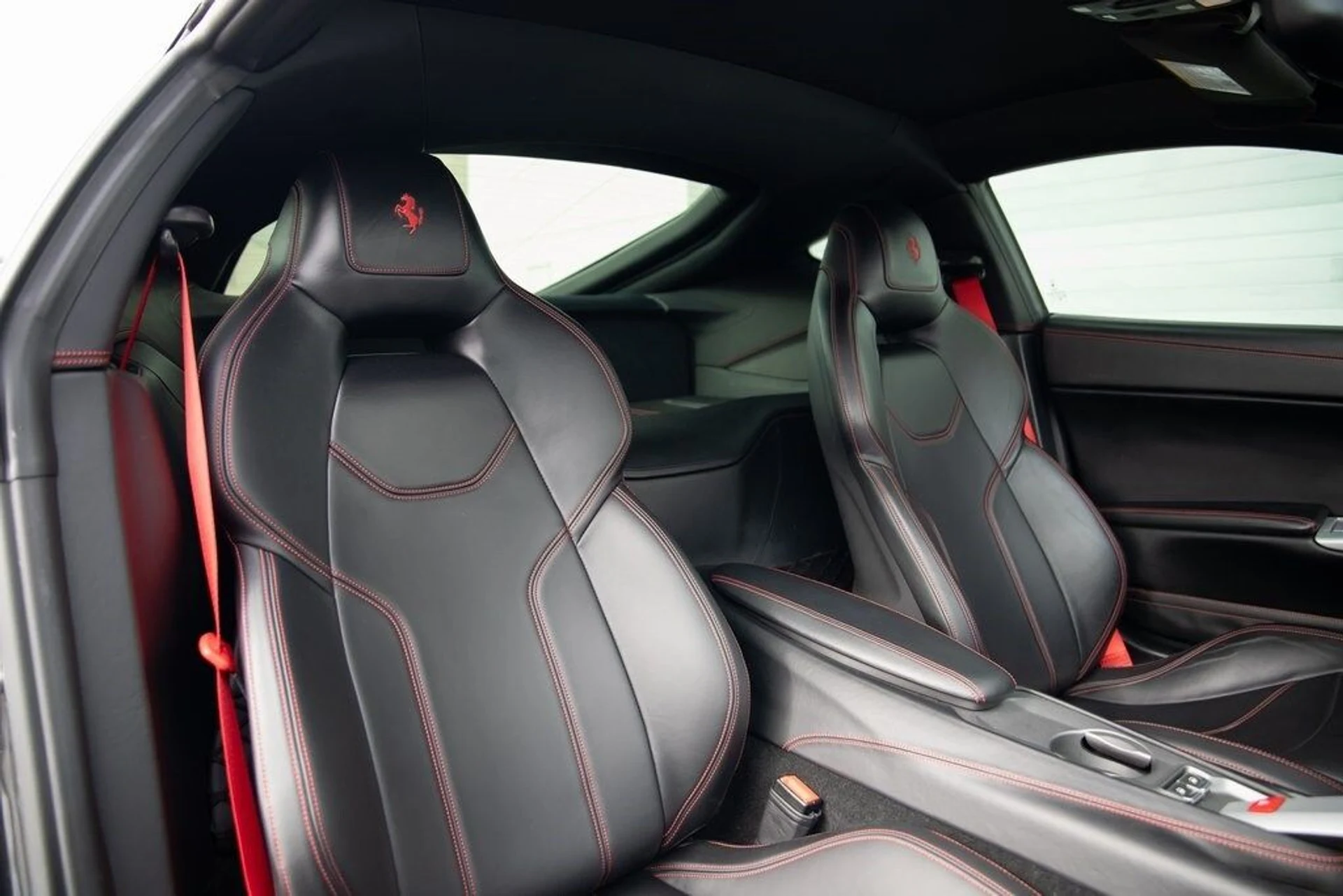 mph021_600352423_80080e6cb8b4d041606fcdc3ded9db16x_7a95cb618a