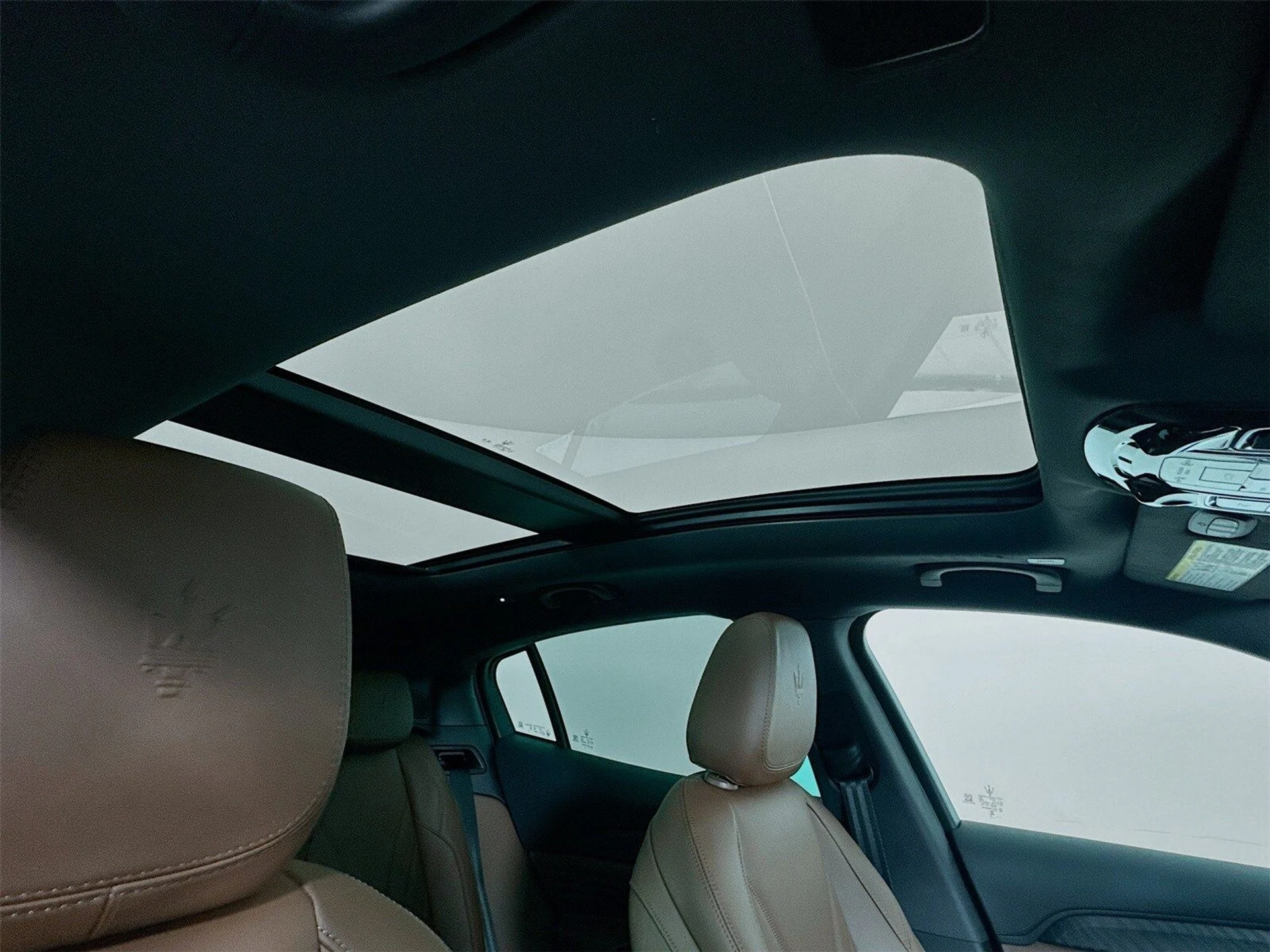 mph021_602492067_353331055a40d1c183d647220b1a780dx_4950454049