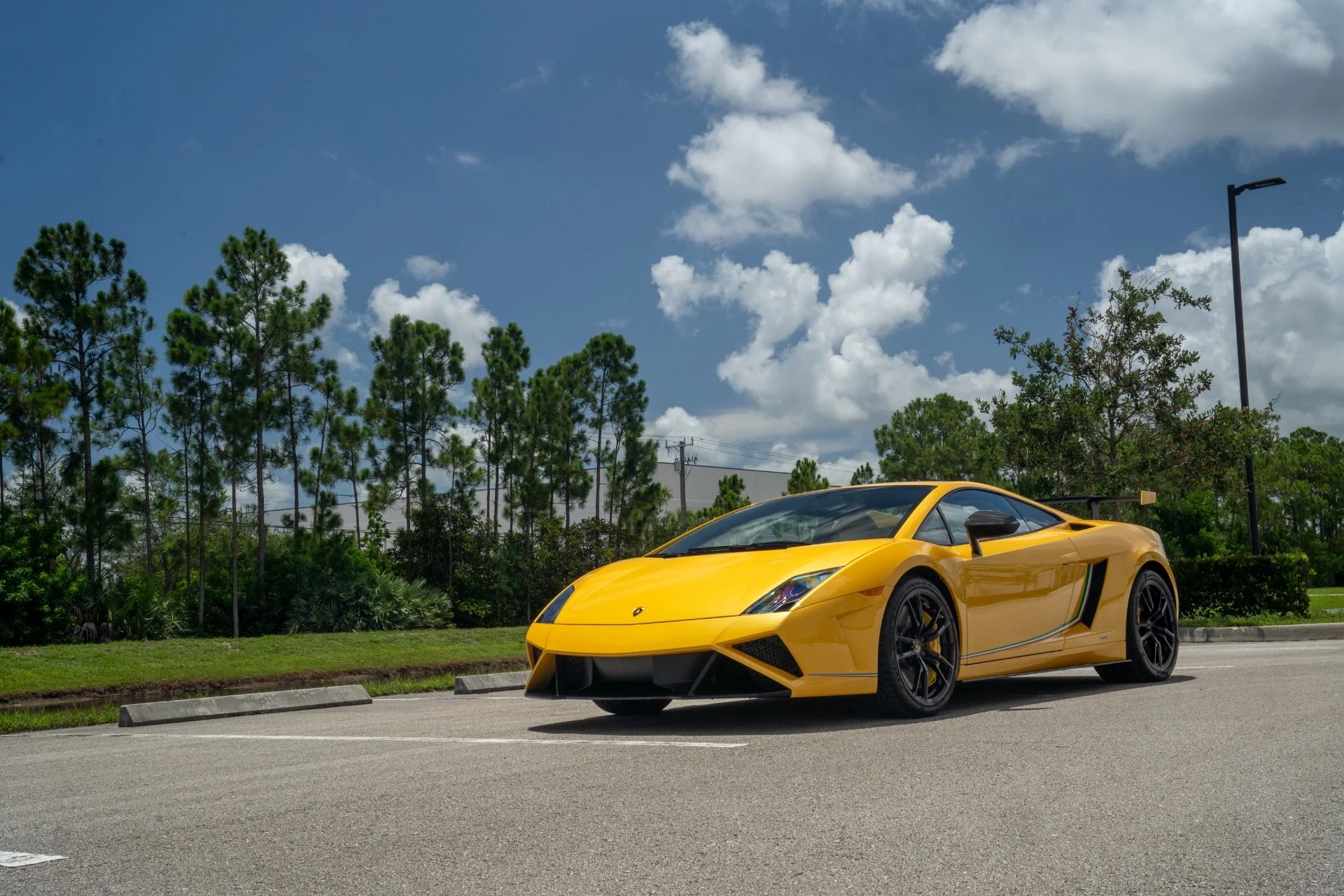 mph021_603330351_Used_2014_Lamborghini_Gallardo_LP_570_4_Squadra_Corse_1755030125_3d3e6cf1c4