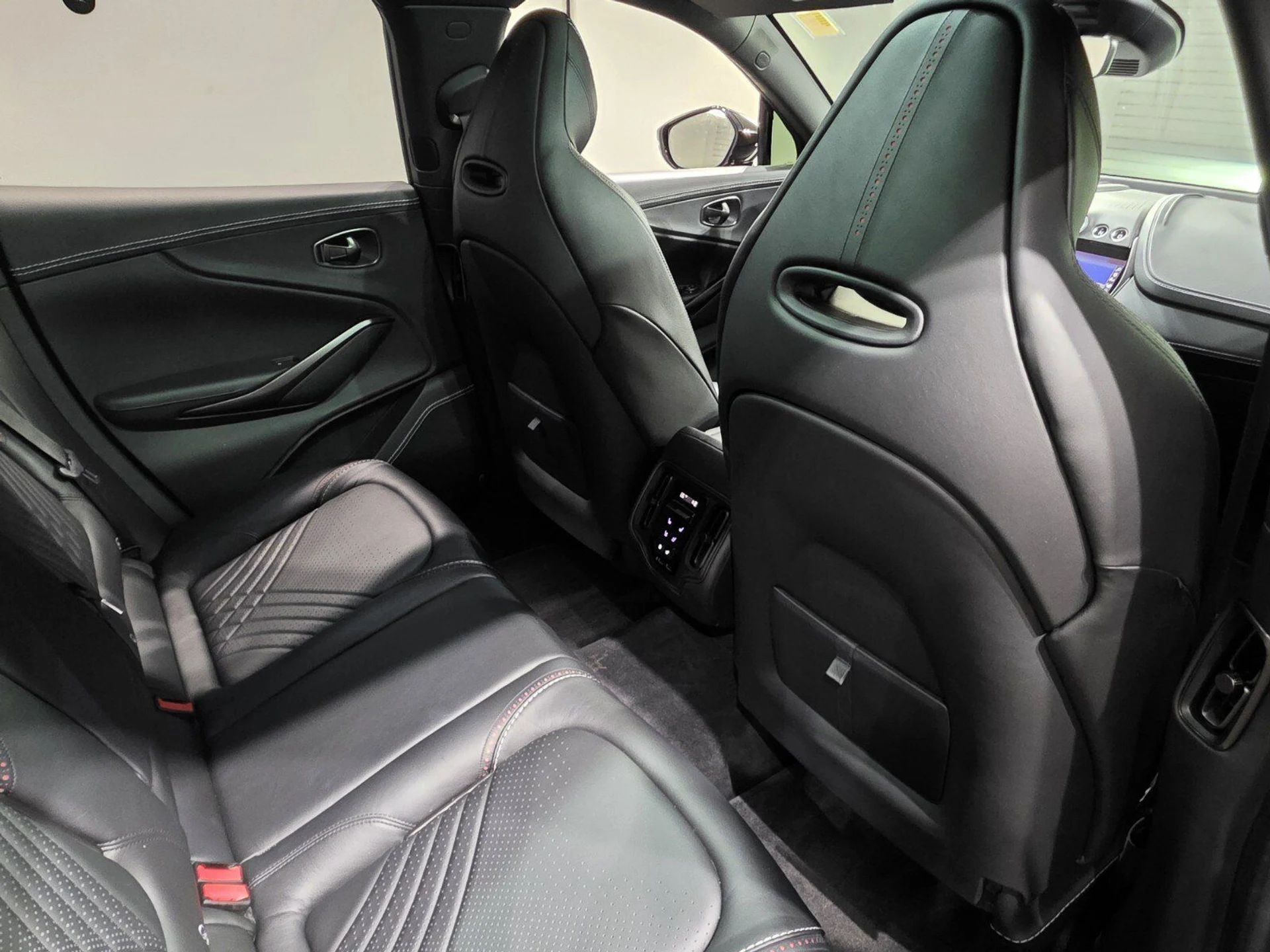 mph021_605296801_c0b2018ce2056d34cd251ae8f945a351_e0cb366f6d