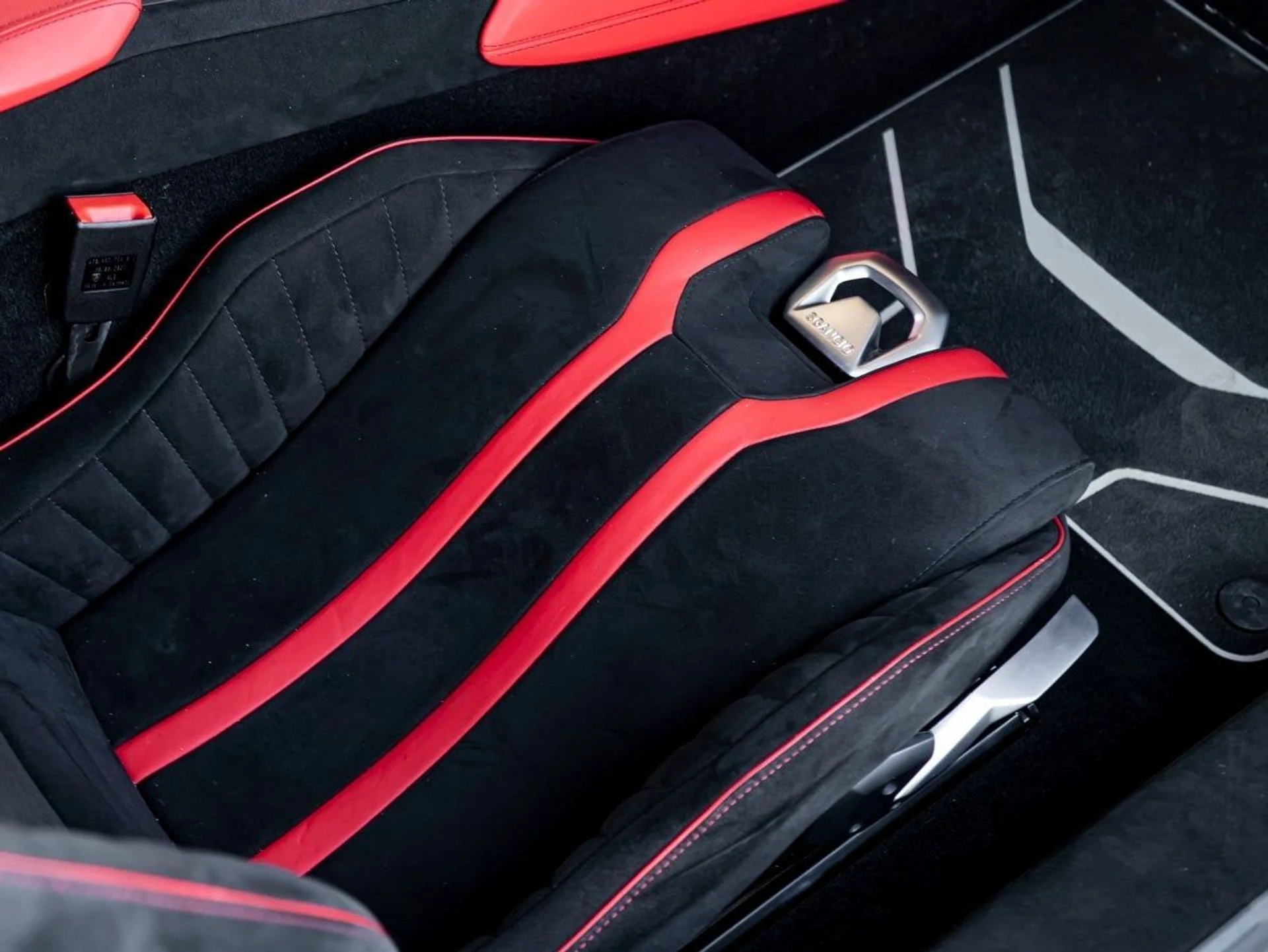 mph021_607507556_22_ad370dd1c8