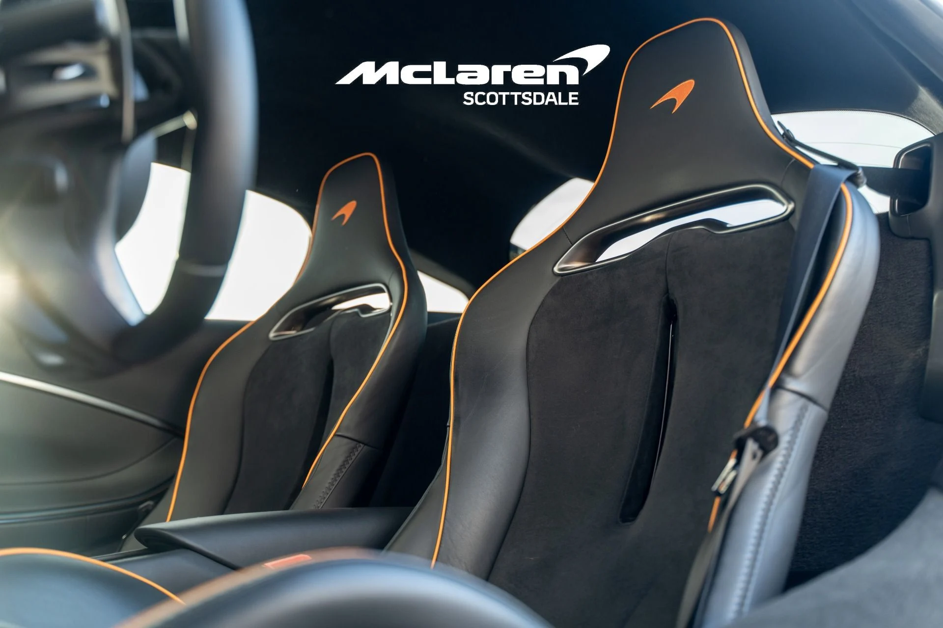 mph021_609362266_Used_2023_MCLAREN_ARTURA_1766275219_9f3cc2167d