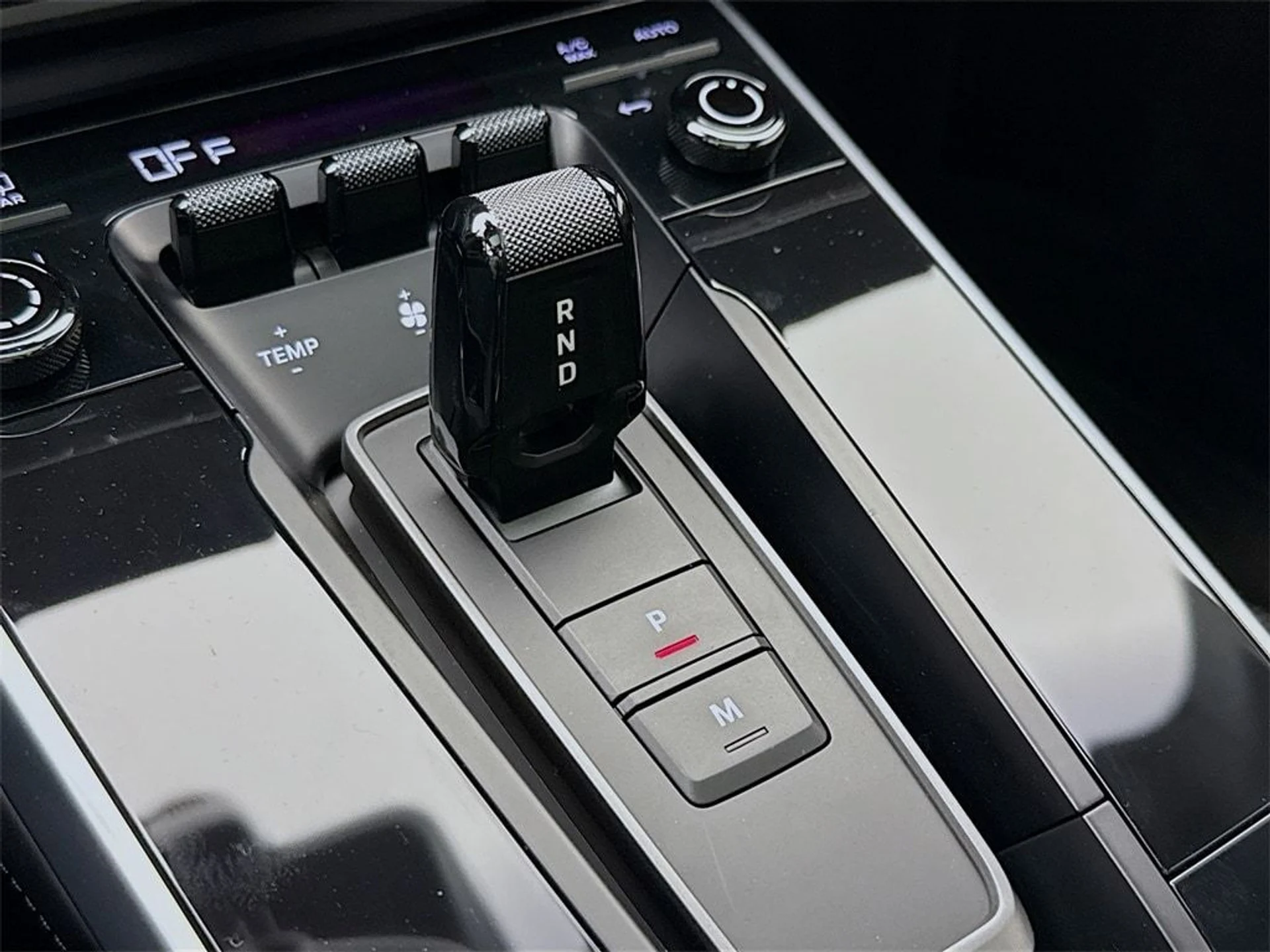 mph021_609646736_ec7ecb50ff682c3bfe20dae57832d561x_1801f8ba27