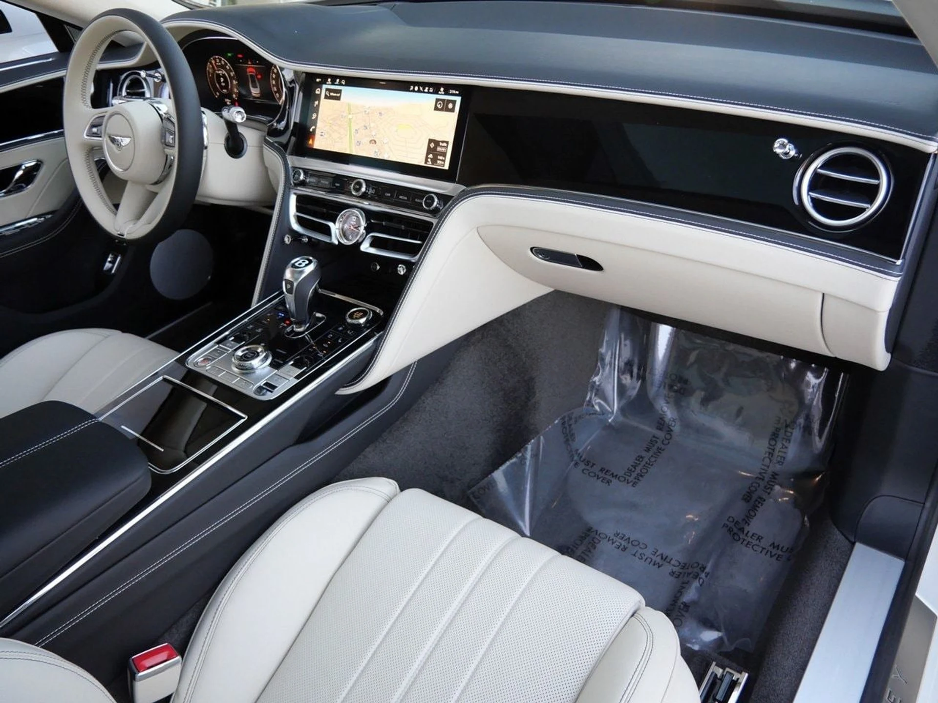 mph021_616420228_d518a57bdf53b41b417a2e9eb195b023x_657b1555fe