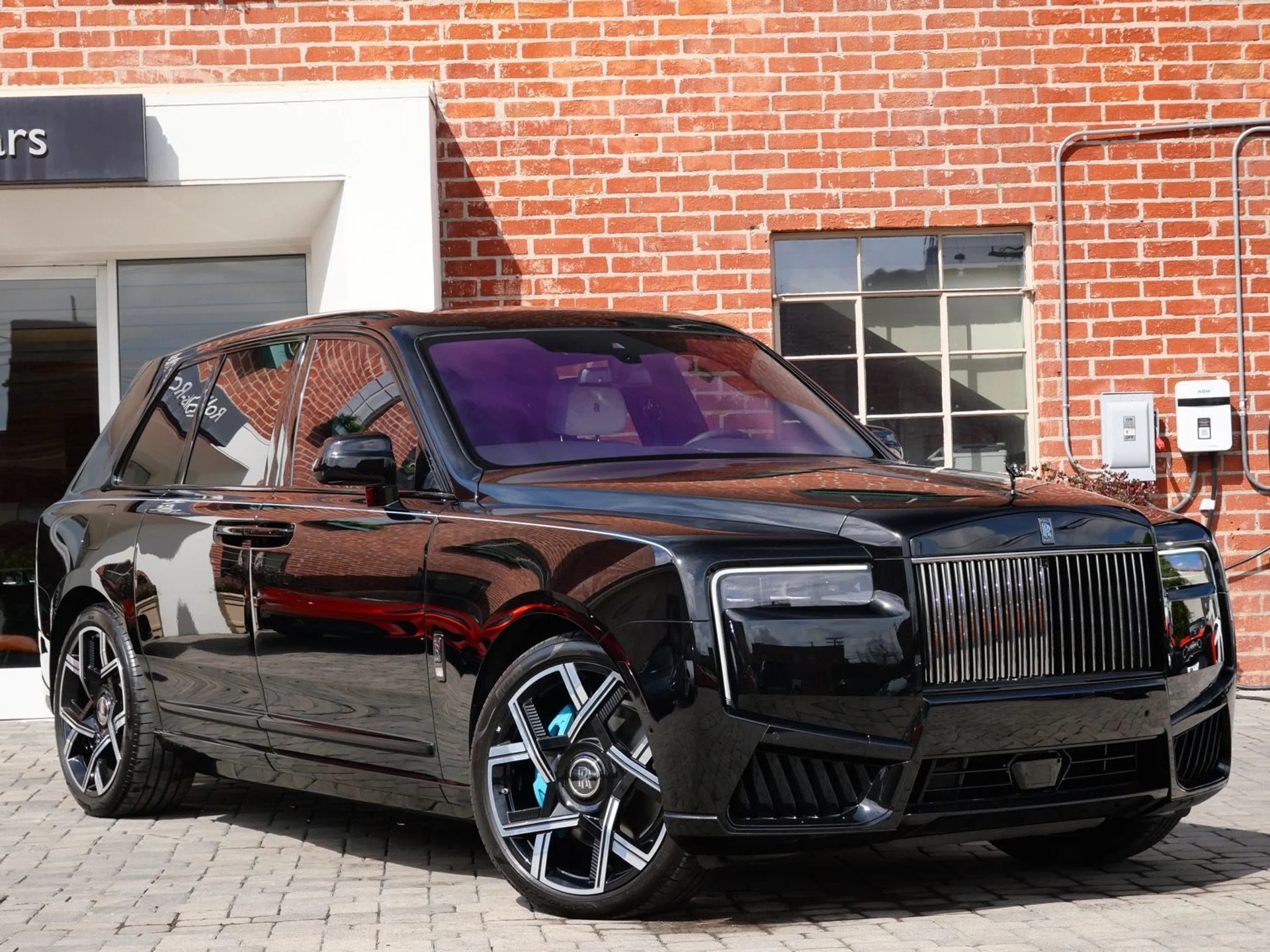 mph021_618359487_3c379a5ca2dd9093f840e7a139e410a8x_7dba079881