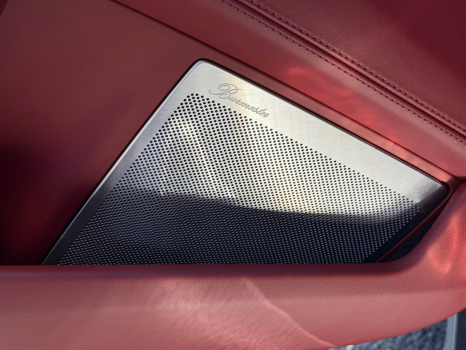 mph021_622678078_034d720e2ebcdd86d091905c8eb71217x_5e151ebc3e