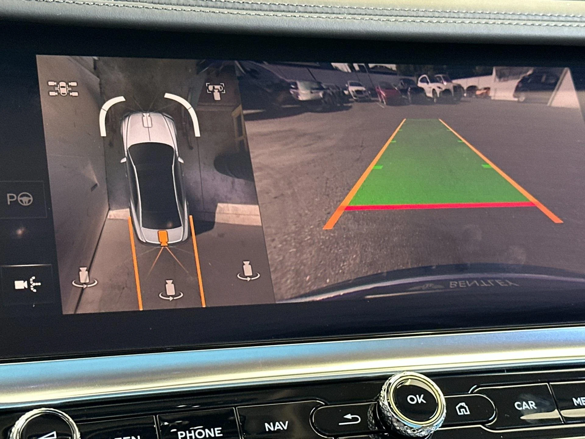 mph021_622805144_New_2025_Bentley_Flying_Spur_Speed_1760603944_67645f42f1