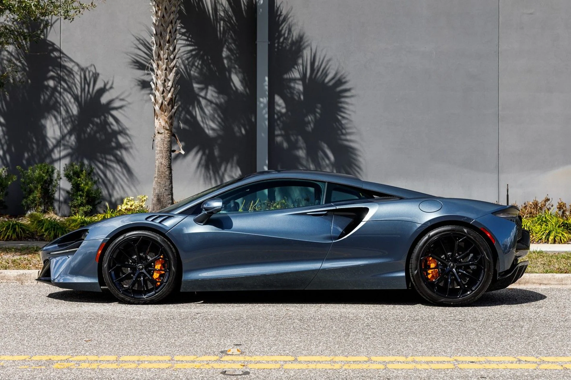 mph021_628436308_658_p22_l_e0e2124477