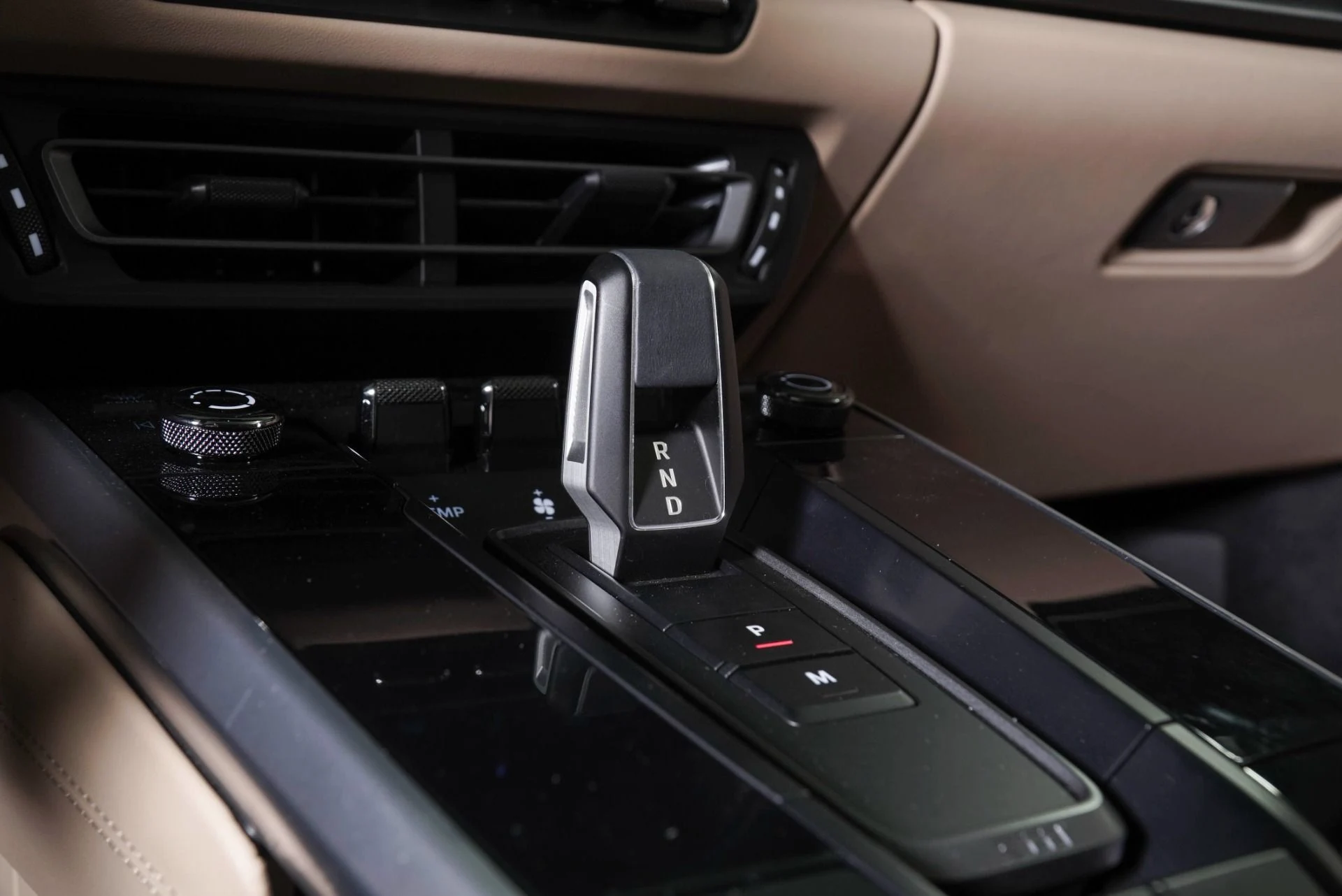 mph021_632914901_Used_2025_Porsche_911_Turbo_S_1776533142_1605a66c91