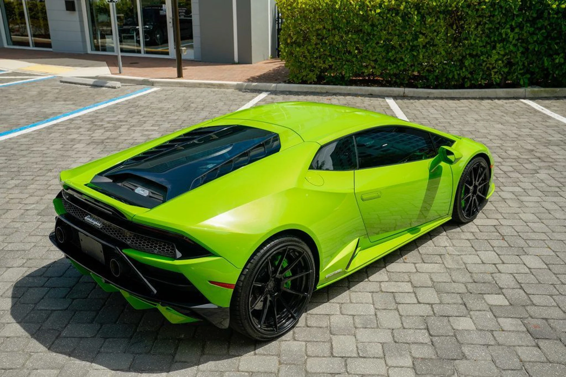 mph021_633204661_used_2020_lamborghini_huracan_evo_coupeawd_14354_22890839_22_1024_226cff60a6