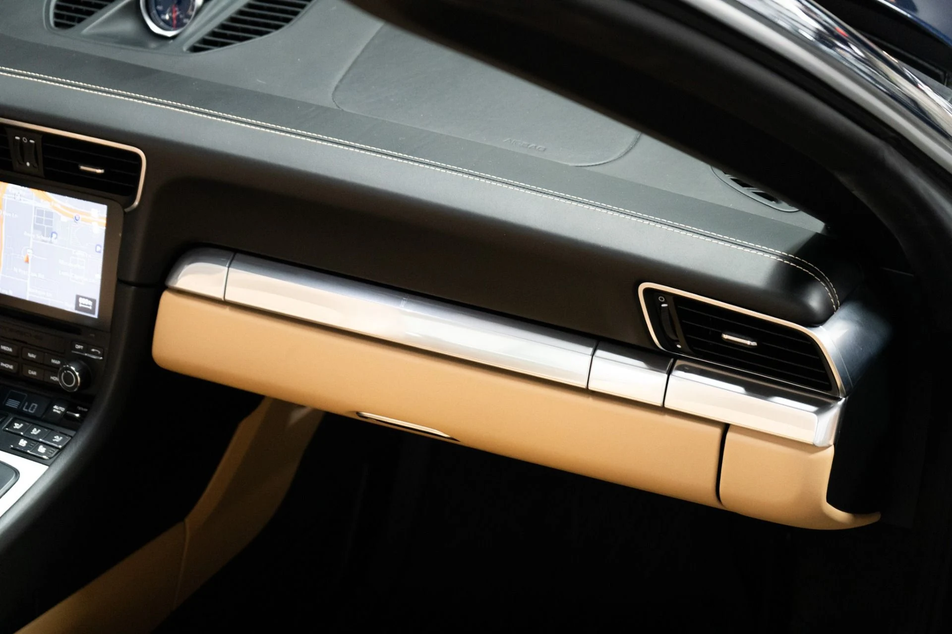 mph021_633509988_Used_2019_Porsche_911_Targa_4_S_1759788578_3b054ad97d