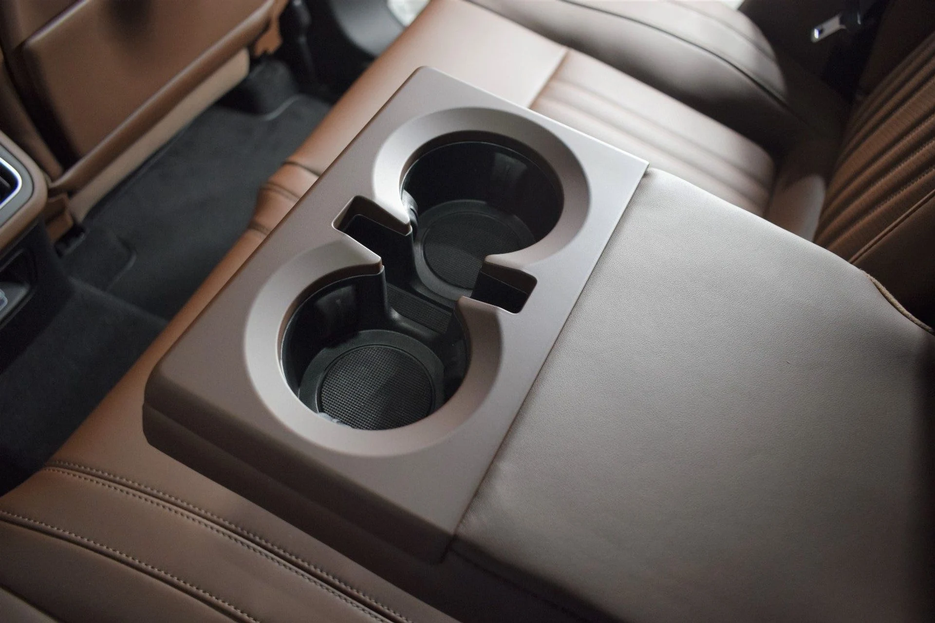 mph021_635099706_568d45164d0f188bd5aff076aec8ef2cx_8738d4f4c9