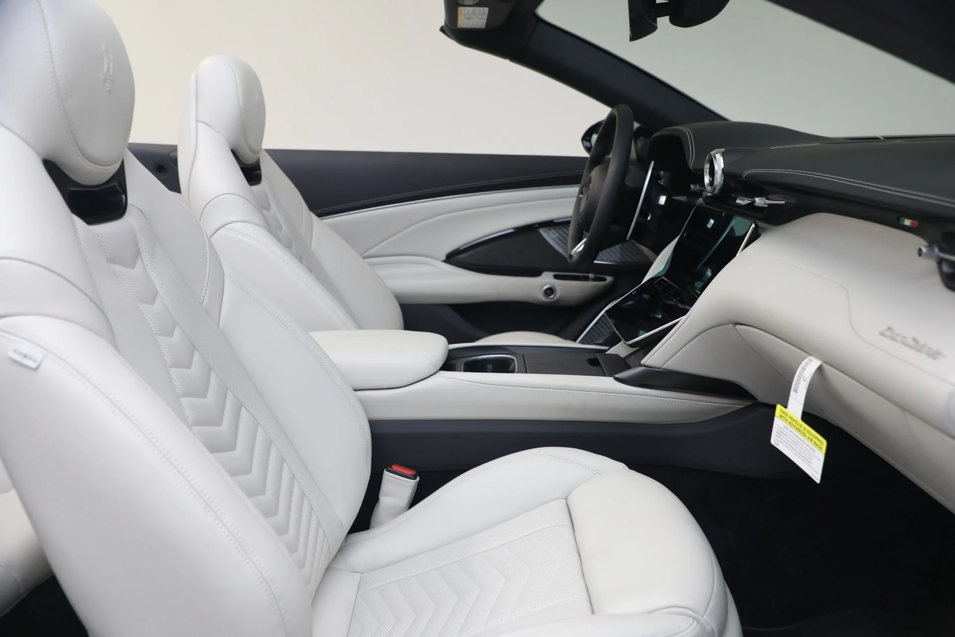 mph021_636546199_New_2026_Maserati_Gran_Cabrio_Modena_1767987873_17282289fa