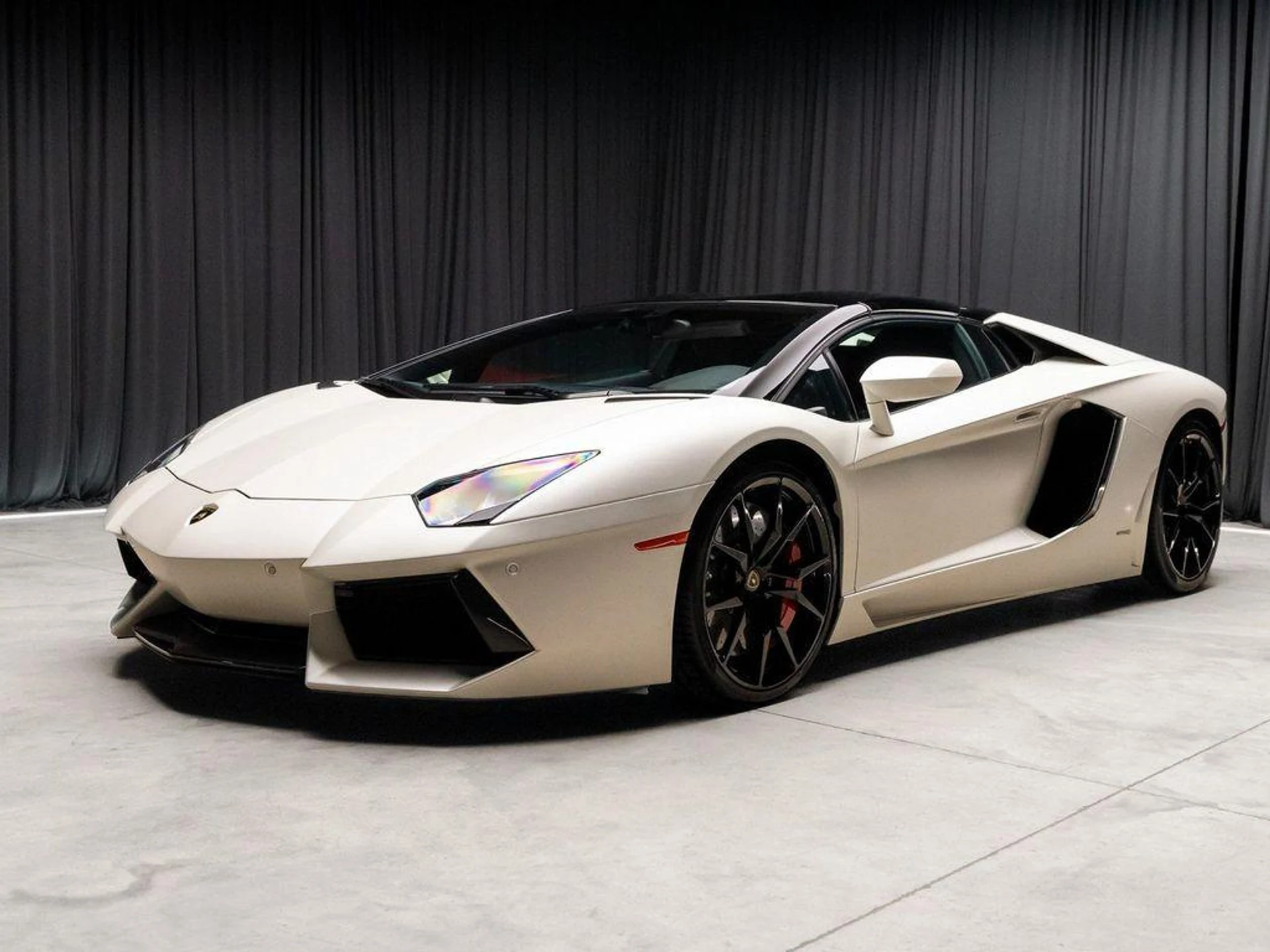 mph021_63697429_b_Yu5_L_Nk_Qjq_Ok7_Eo_Qxa_Rc_Bfjxm4_b013246859