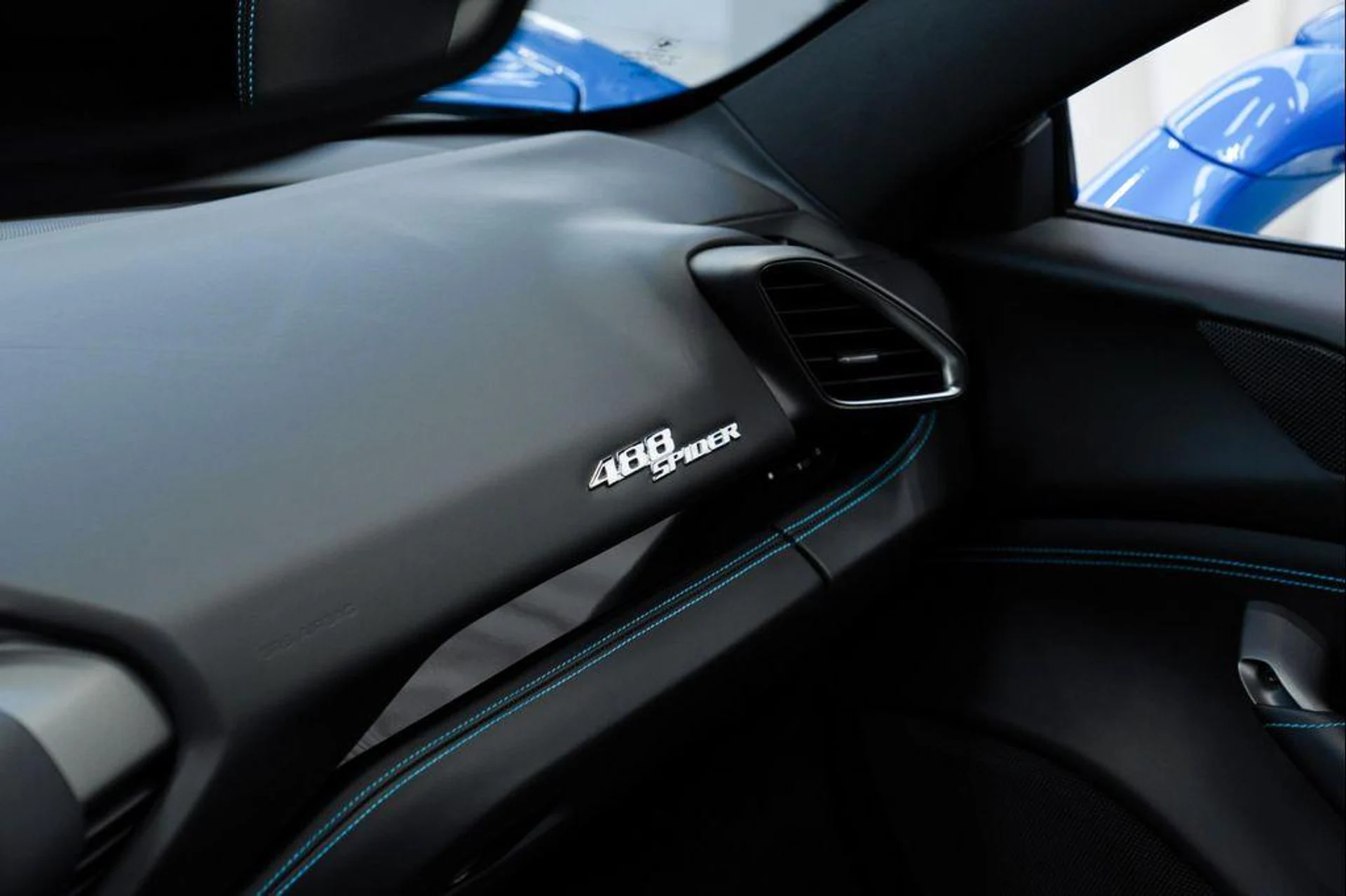 mph021_638073492_Fz_H_Fwbx_Rfb_Ug_H_Os_IR_0d_Yx_Fotg_92368d21e5