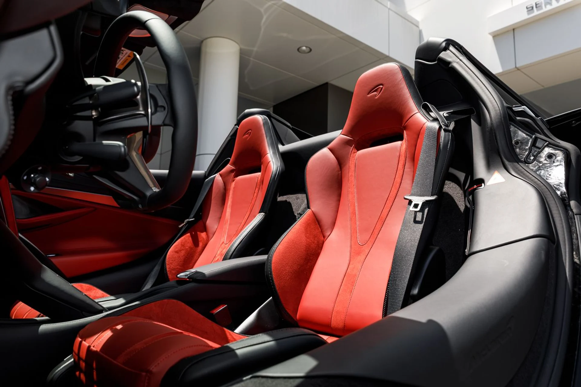 mph021_64136596_585_p22_l_19dc2303dd