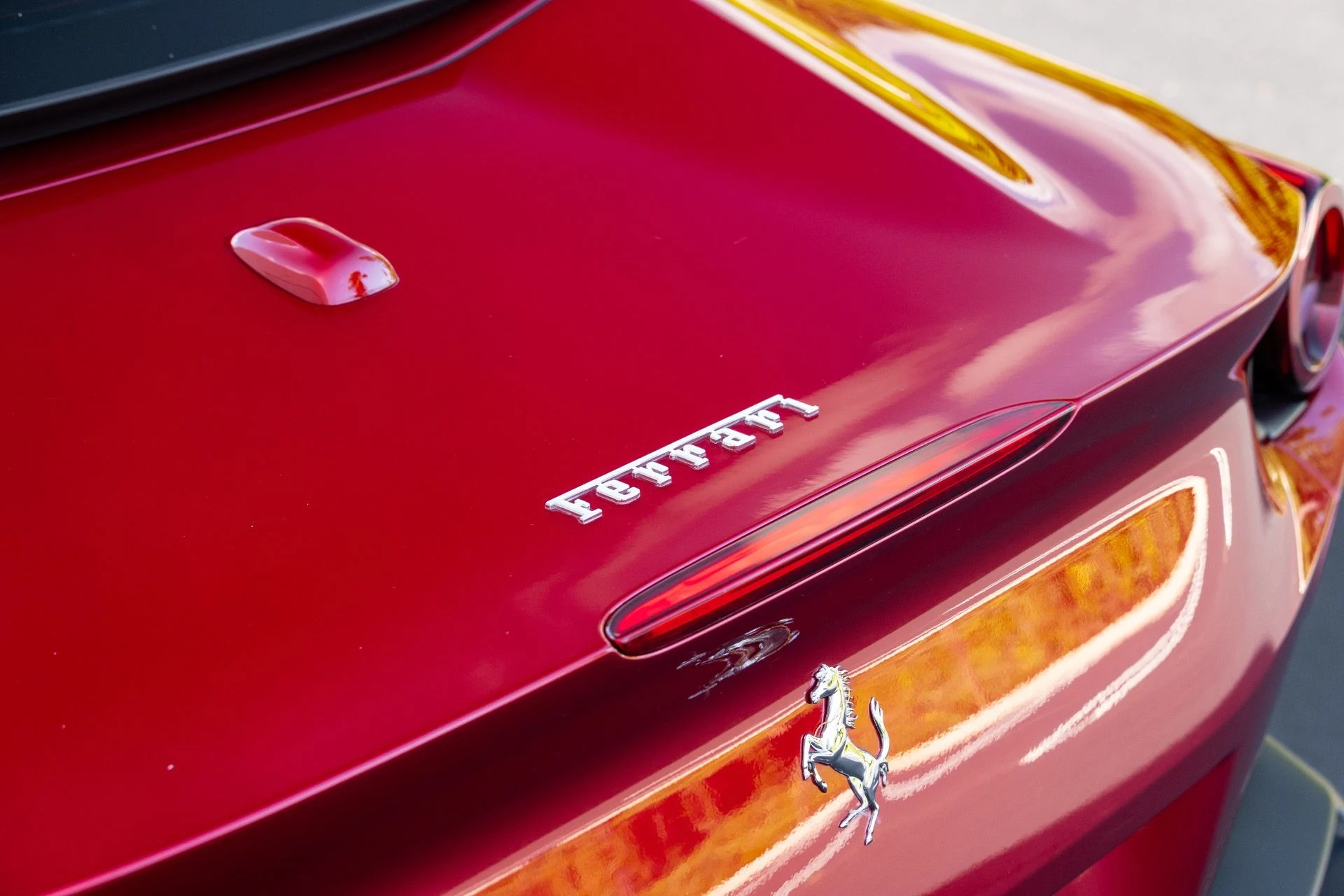 mph021_651502415_Used_2019_Ferrari_Portofino_1779385815_a2f618e9cf