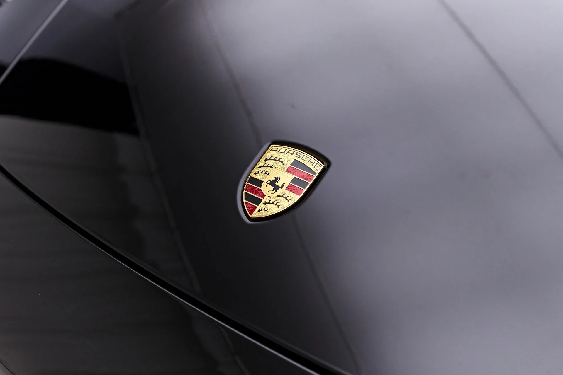 mph021_651792257_Used_2024_Porsche_911_Carrera_S_1758752812_d7a937a899