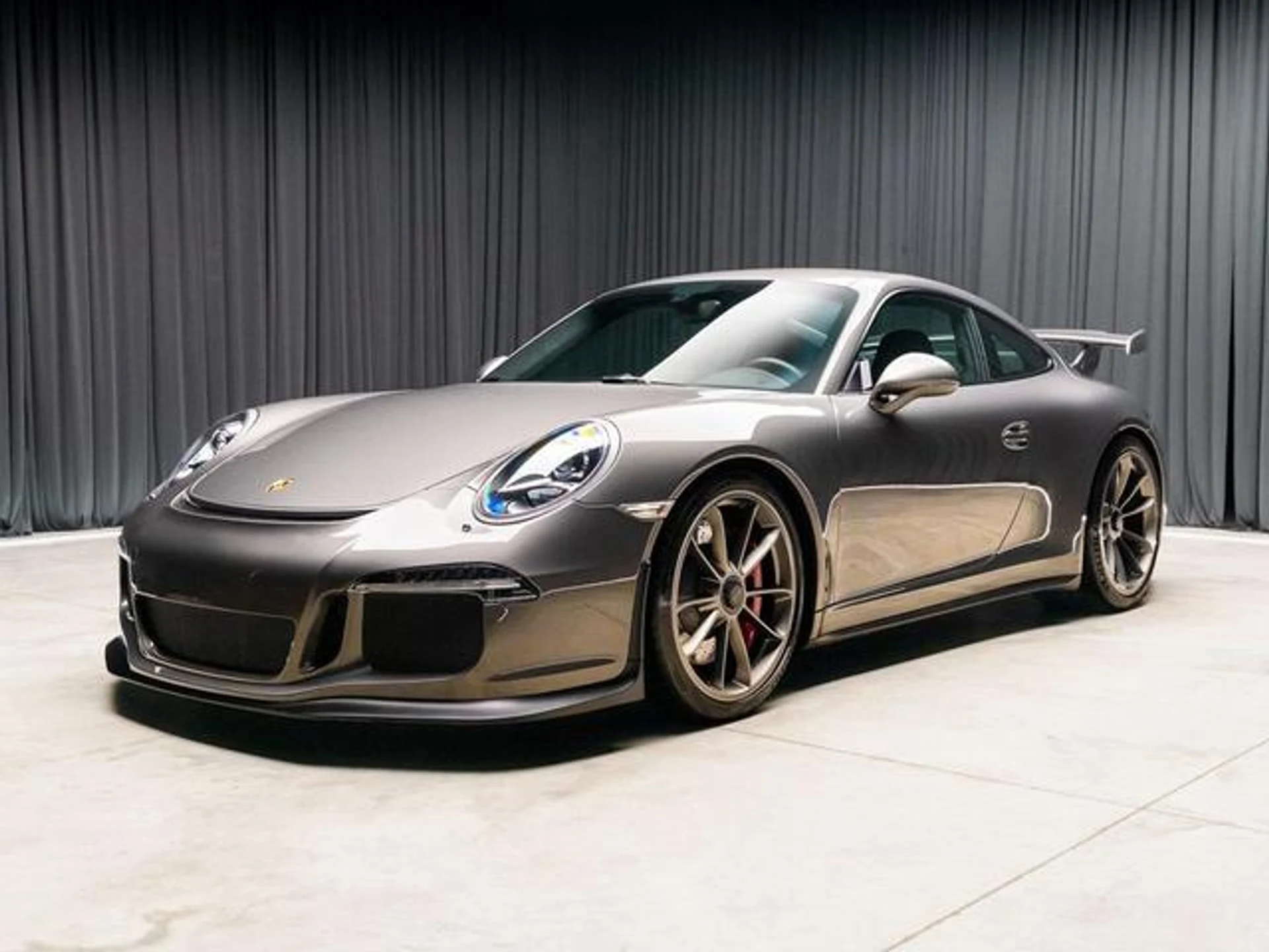 mph021_654182940_qrll_Rq_T_Un_S_Yek_EJ_Yg_V6t_HU_7oq_HI_59ff2325f5