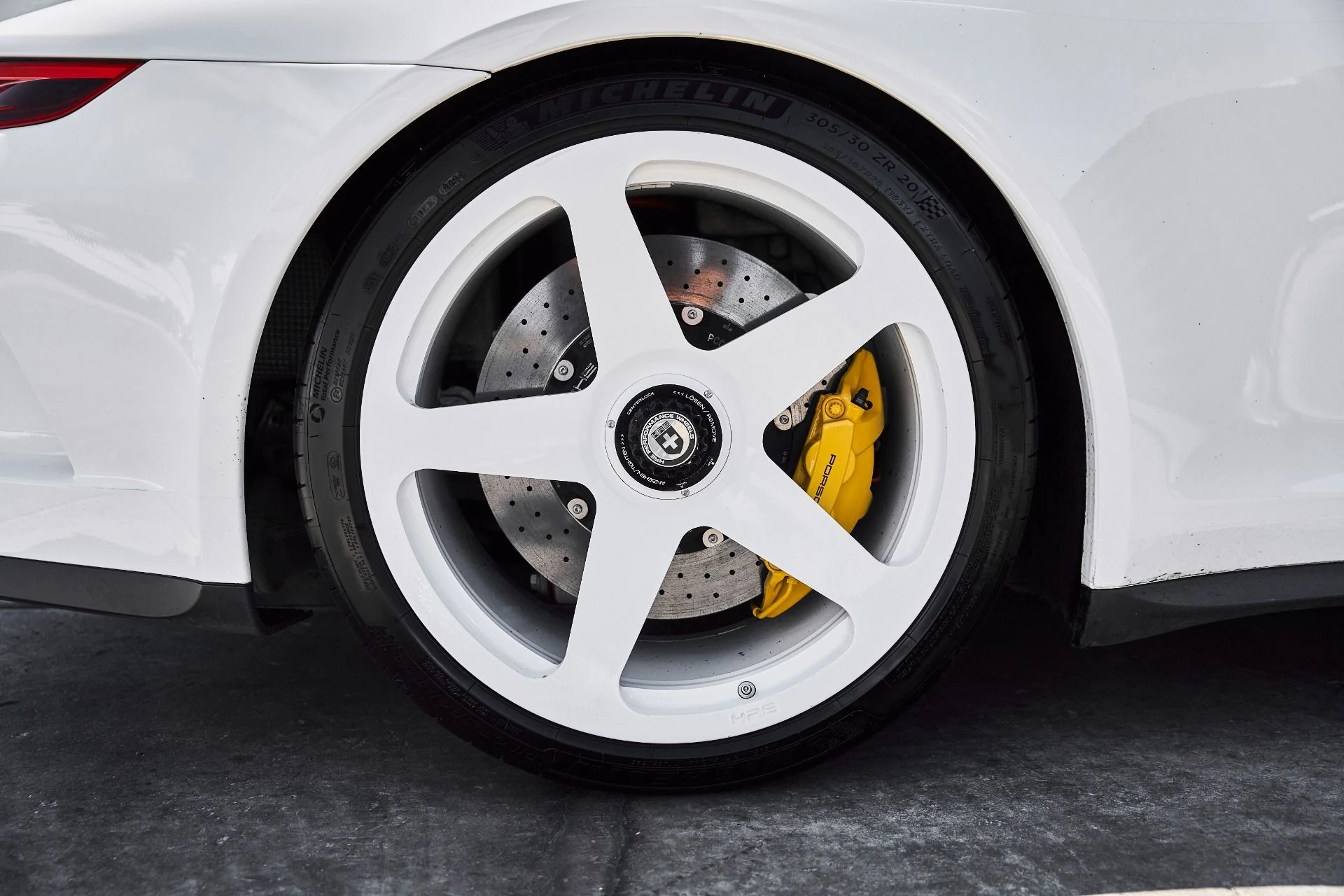 mph021_670723574_Used_2018_Porsche_911_GT_3_1777749554_e821b2c8e1