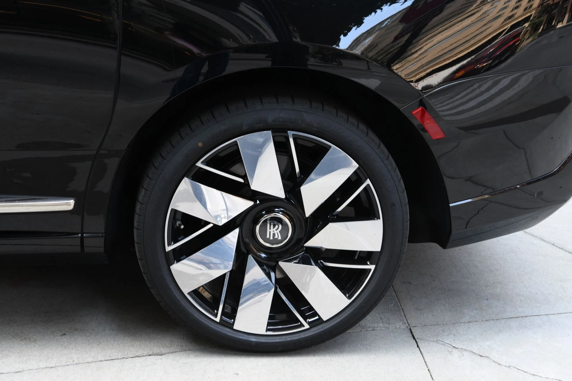 mph021_677977803_11911_p23_l_155b1968ca