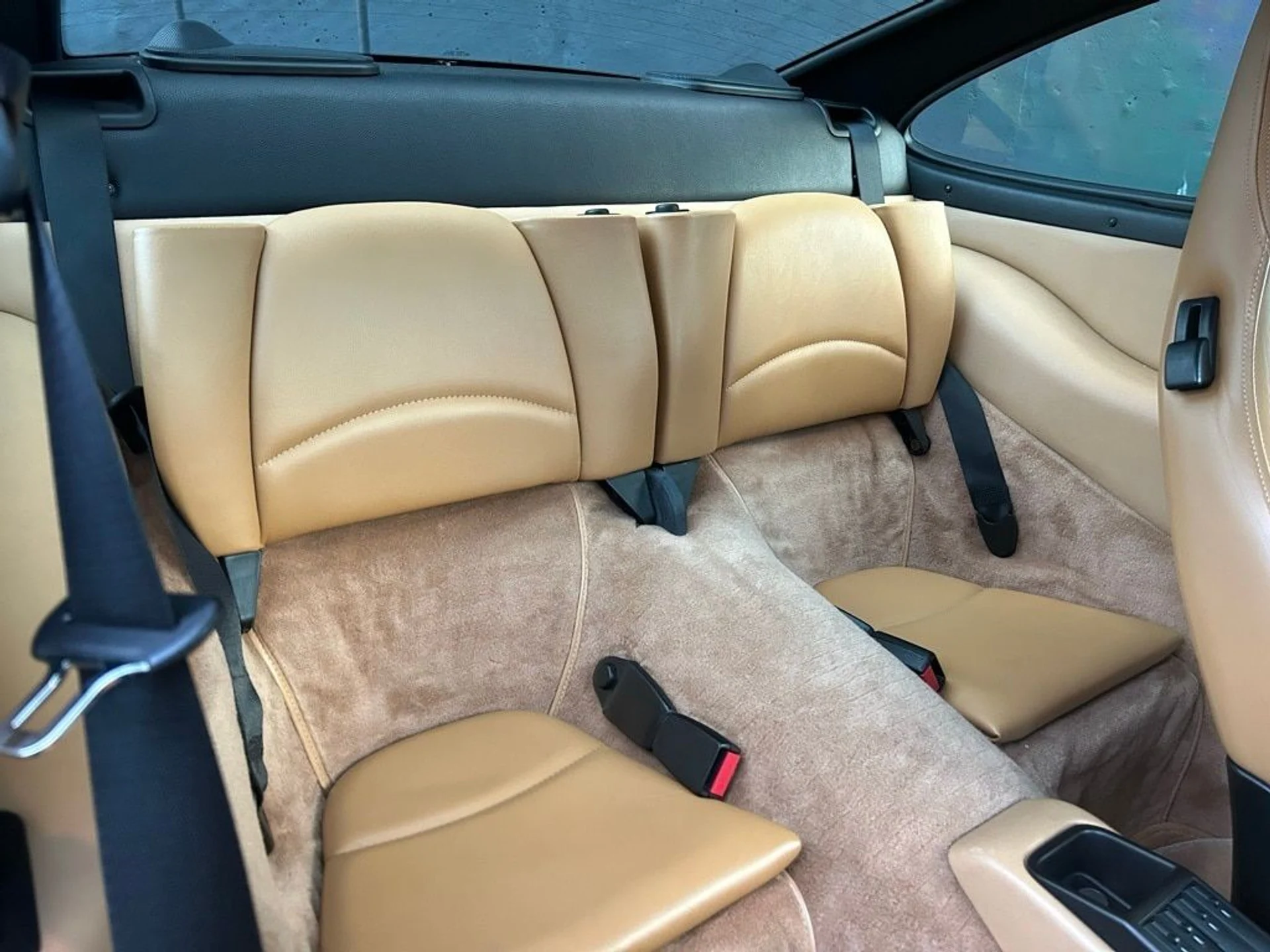 mph021_682712384_347744e24d84e8f767f9e19112eb7538x_261b34a739