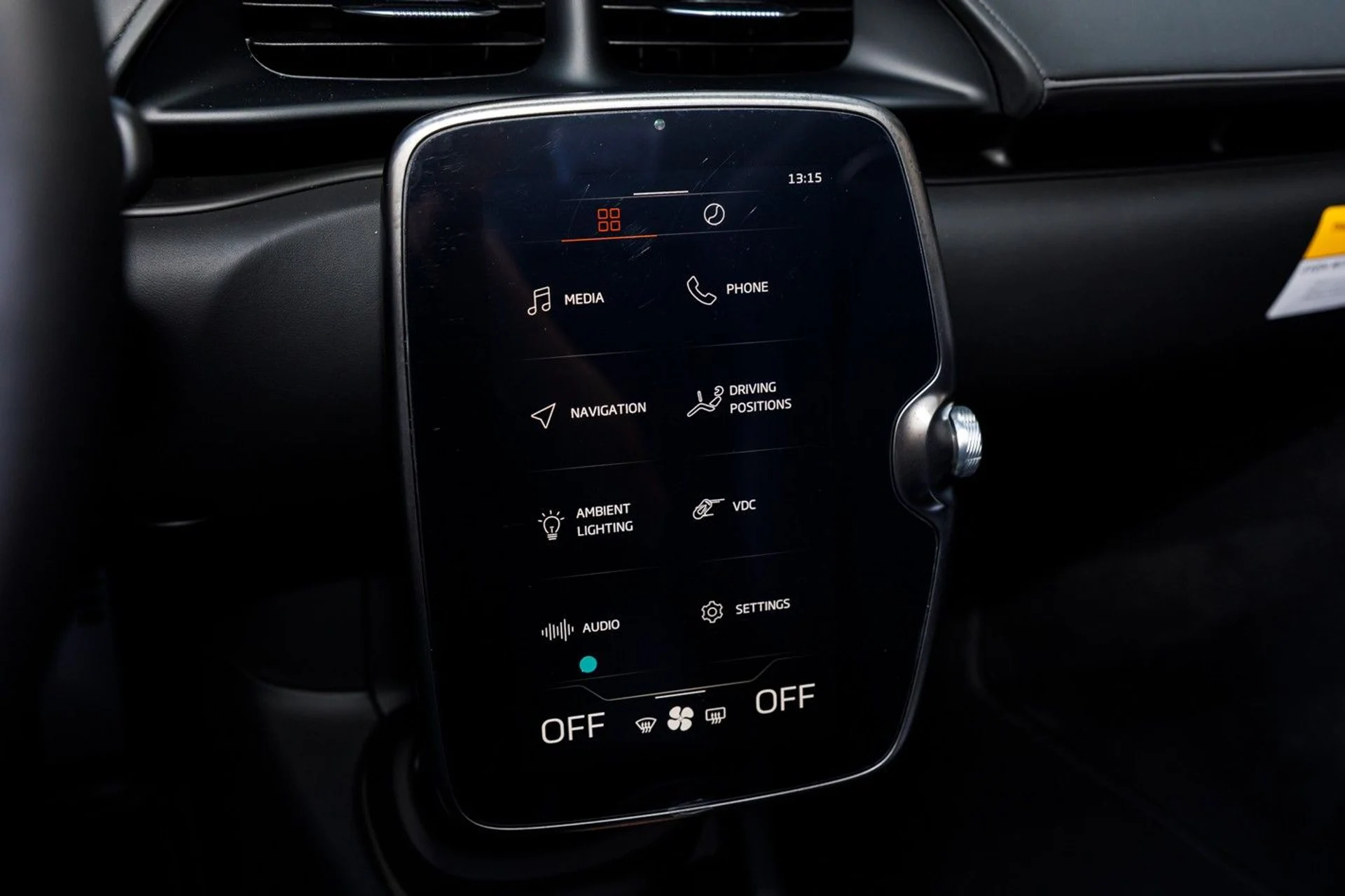 mph021_690049679_635_p22_l_c2ae8466b6