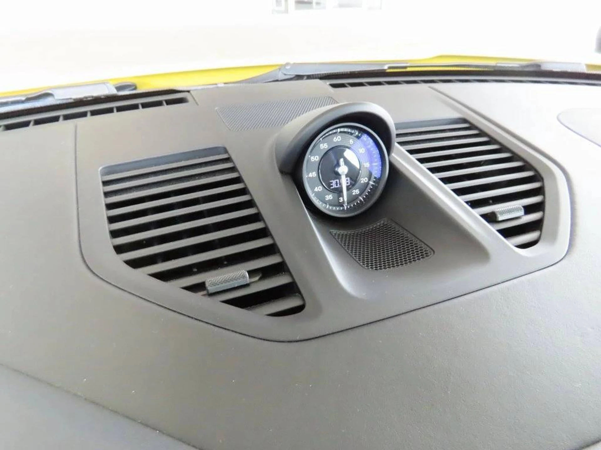 mph021_692006654_1280_f0e8aeaf21