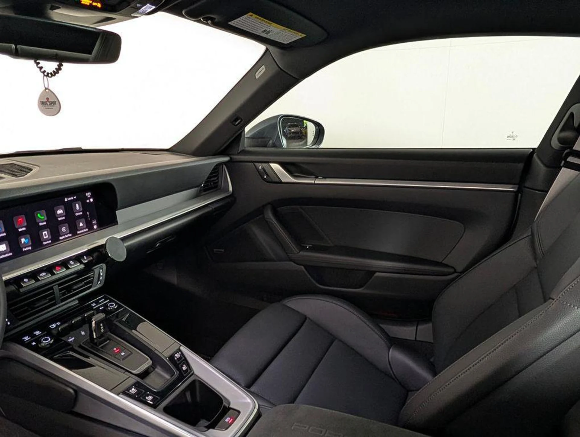 mph021_693631650_44c9_GZT_Iv_R4_WB_79nh_U_Ov_Sr_V_Cy_Pk_fd43dcfd64