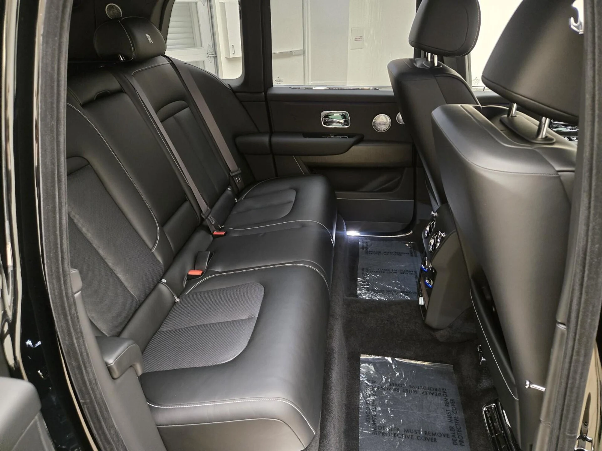 mph021_696072402_New_2026_Rolls_Royce_Cullinan_1776230143_ad2ae3ff8f