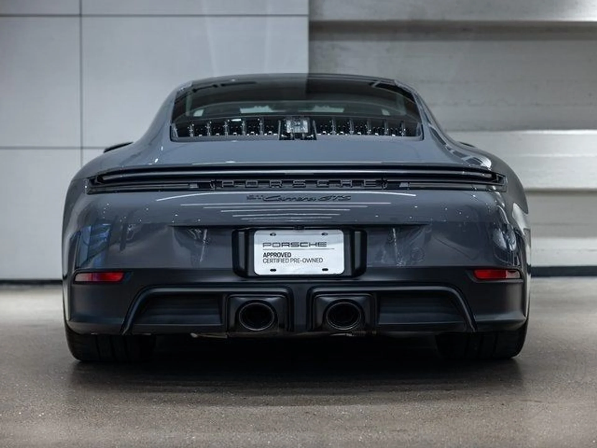 mph021_696085536_22_59b8bb9611