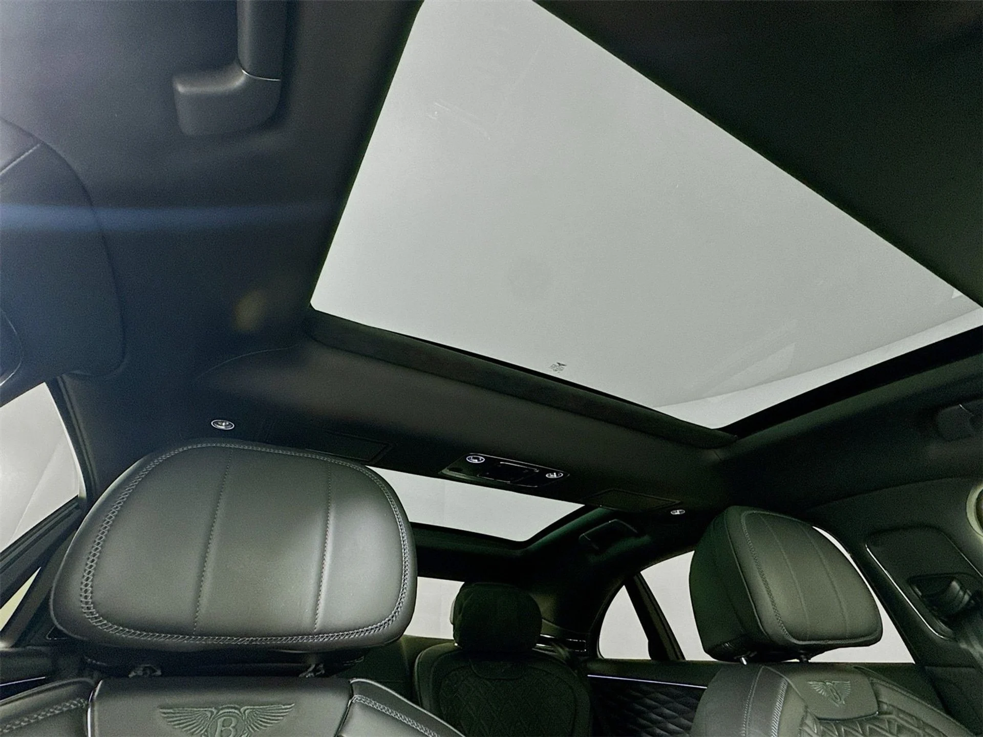 mph021_696830867_88b2e931319101f4e0a365e849fb03bfx_2f8454a1ed