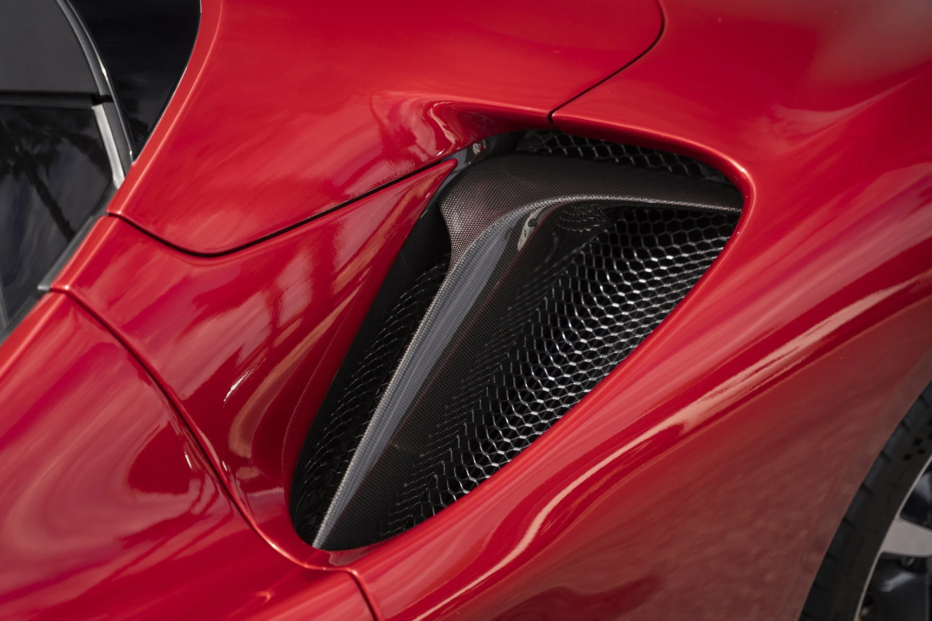 mph021_69933943_f9c790edd31e4123b0eb5f5e144b877f_2c1124b62c