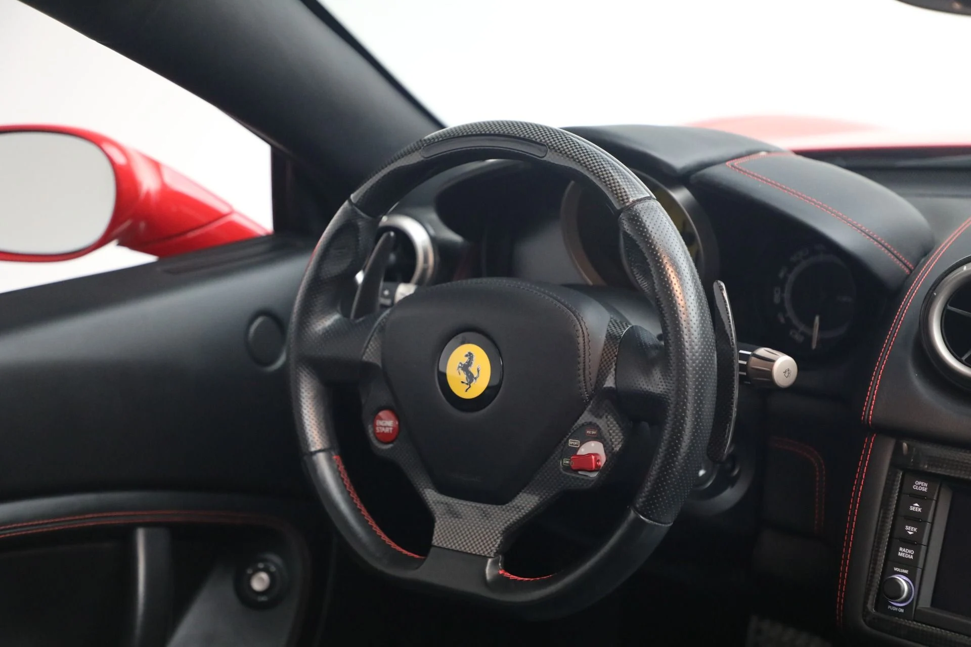 mph021_705786188_Used_2014_Ferrari_California_30_1790957521_e9b81efac6