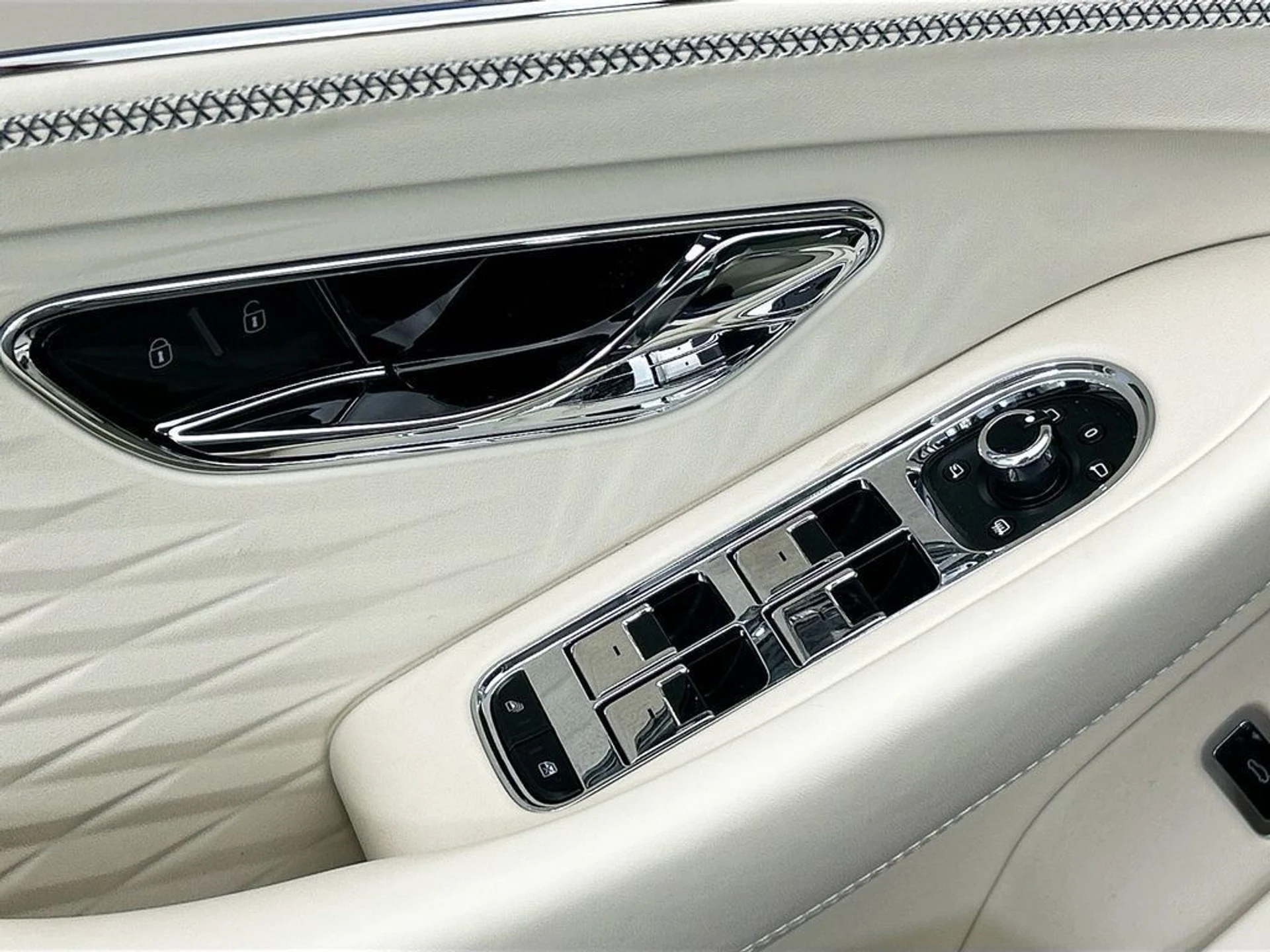 mph021_707391220_new_2026_bentley_continental_gt_azure_8119_22995389_22_1024_5b5adc1f77