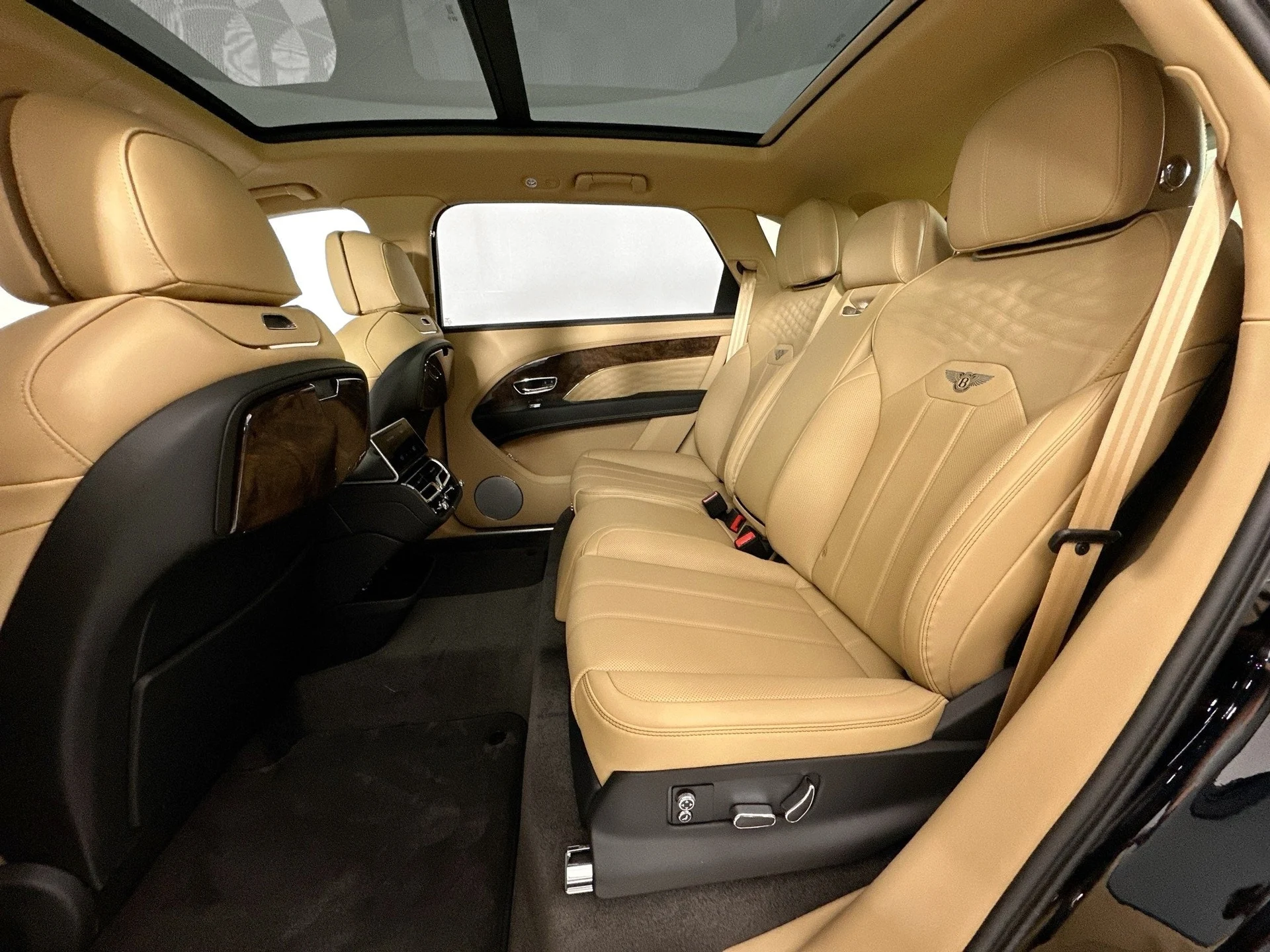 mph021_707821159_22_719bccb48f