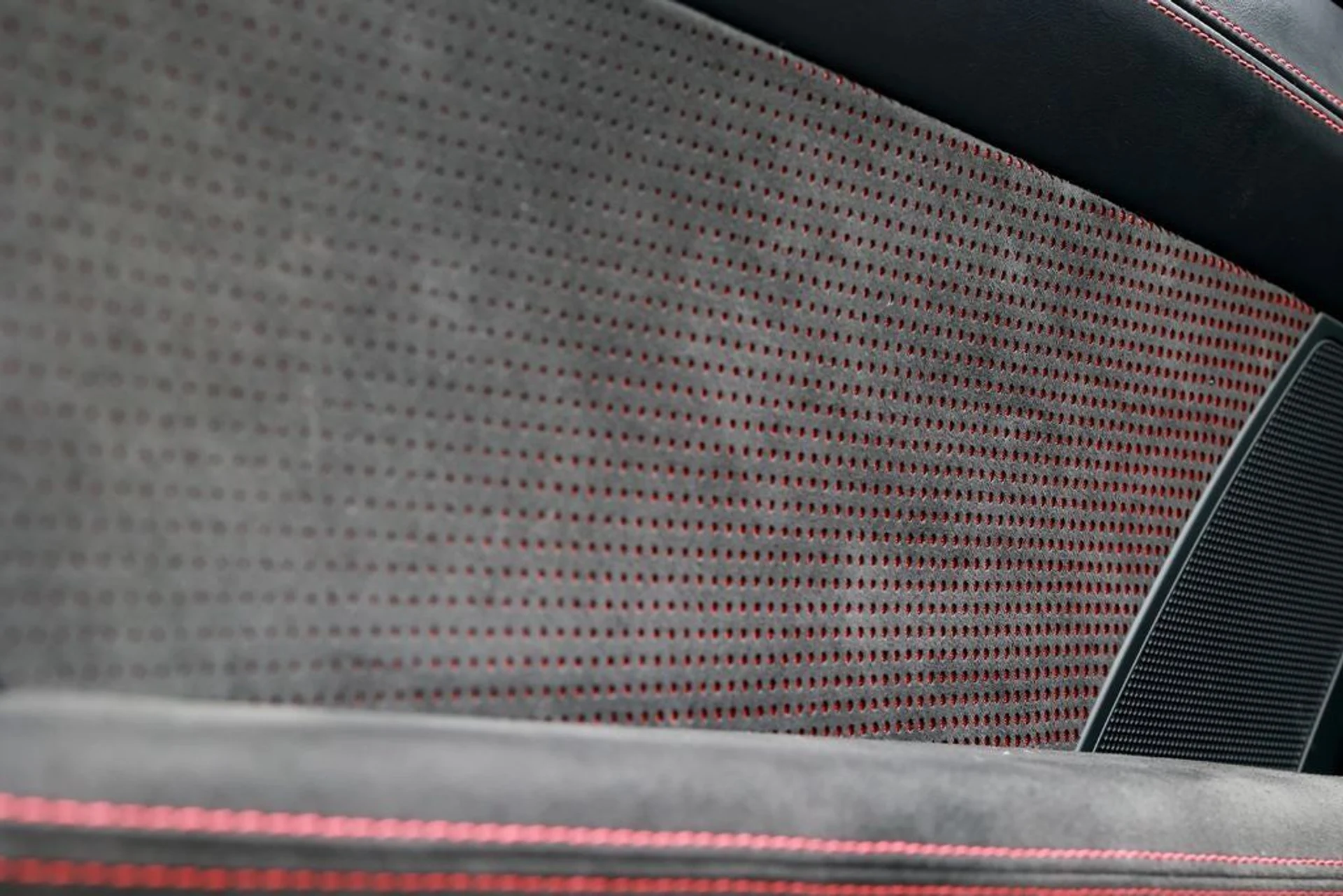 mph021_714259799_22_55bf349ed6