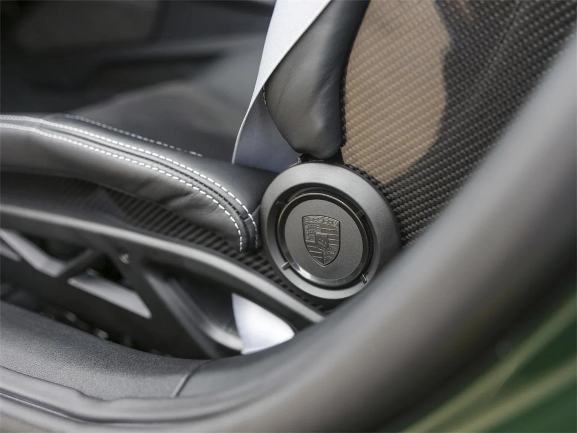 mph021_715675629_2f_V_Wp_QA_4ar_Kx_Ho_EUJ_Qho5rn_Bvcw_6c6460578e